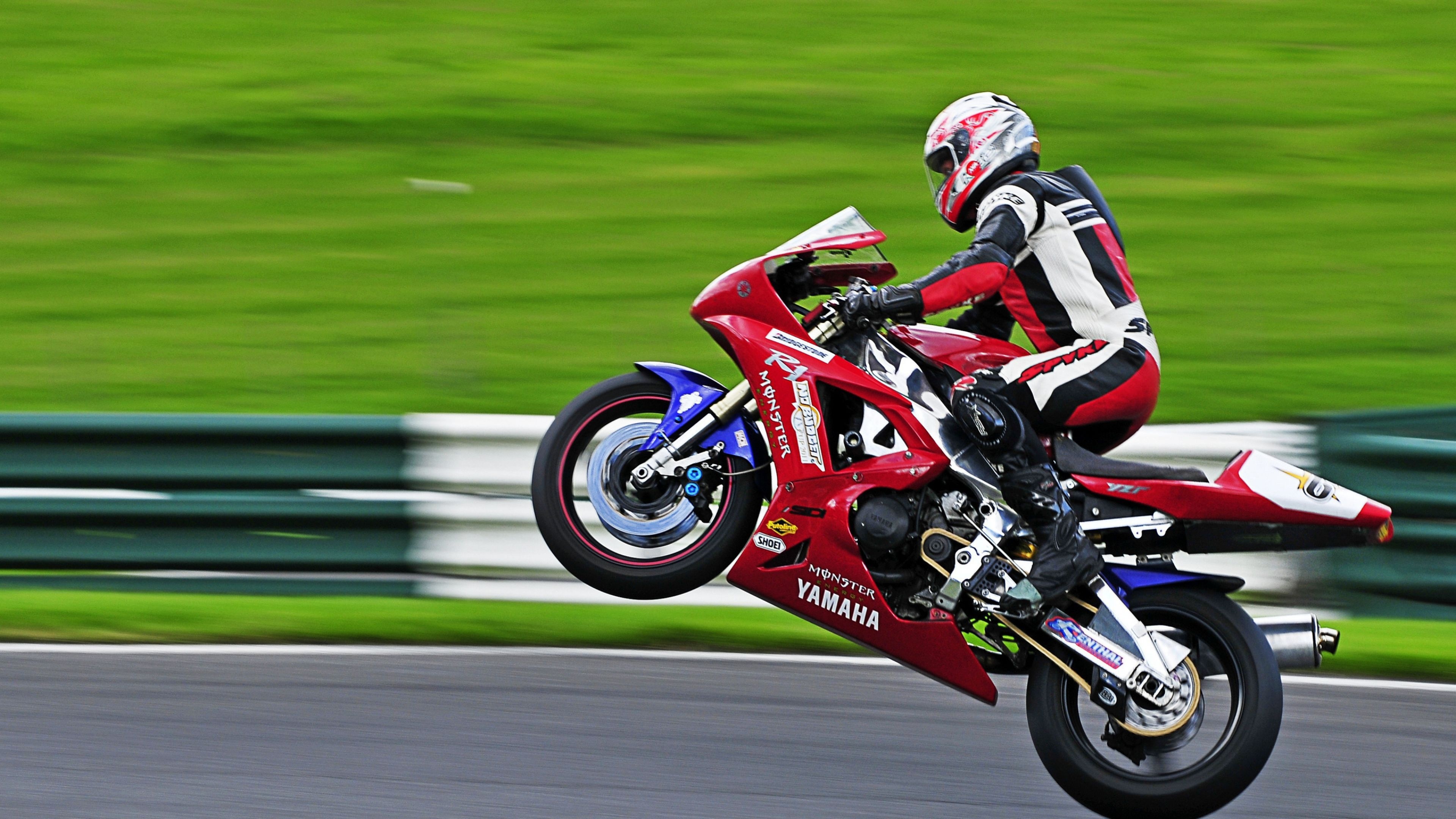 Yamaha YZF-R1, Stunts Wallpaper, 3840x2160 4K Desktop