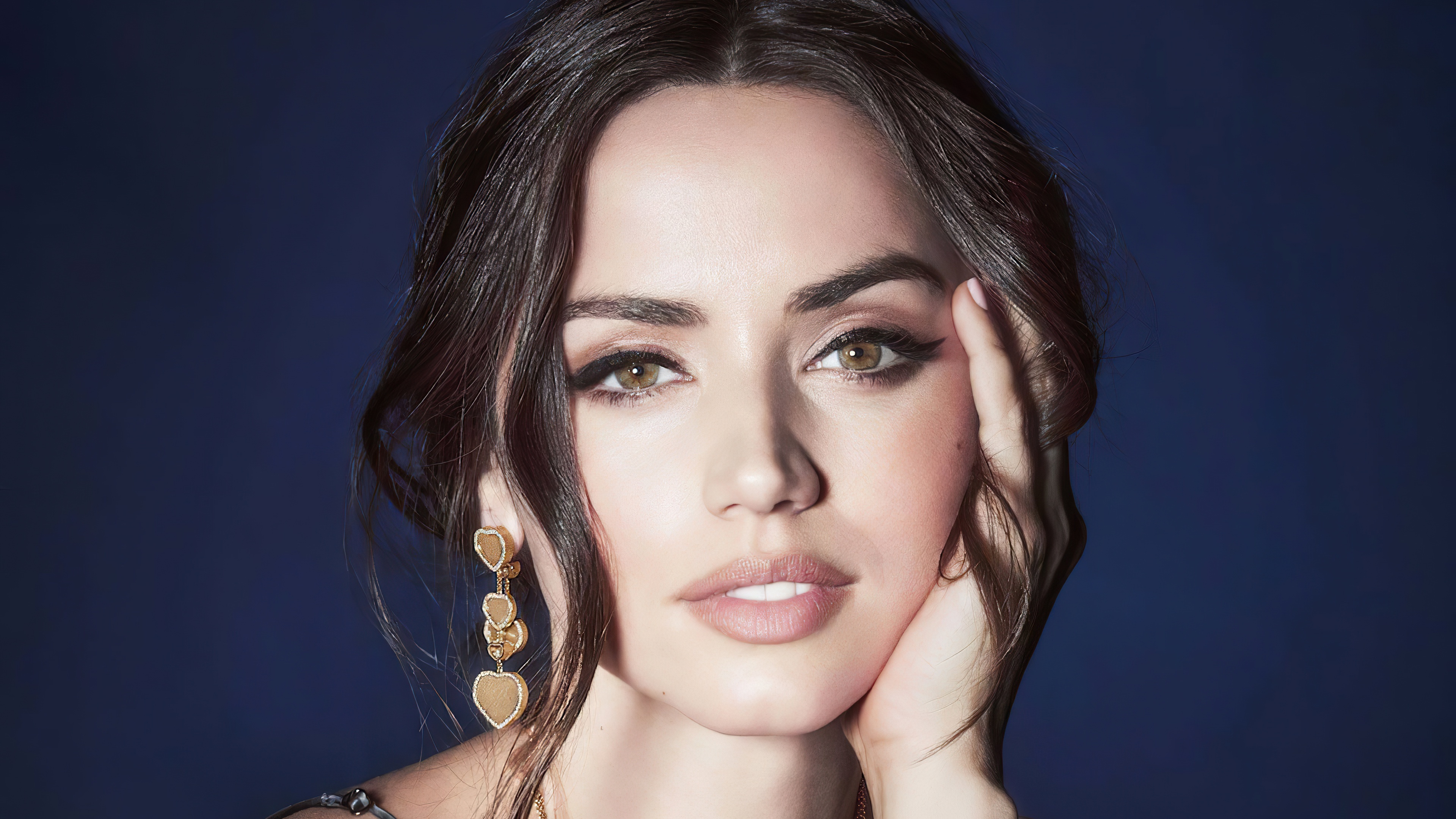 Ana de Armas, Earrings Wallpaper, 3840x2160 4K Desktop