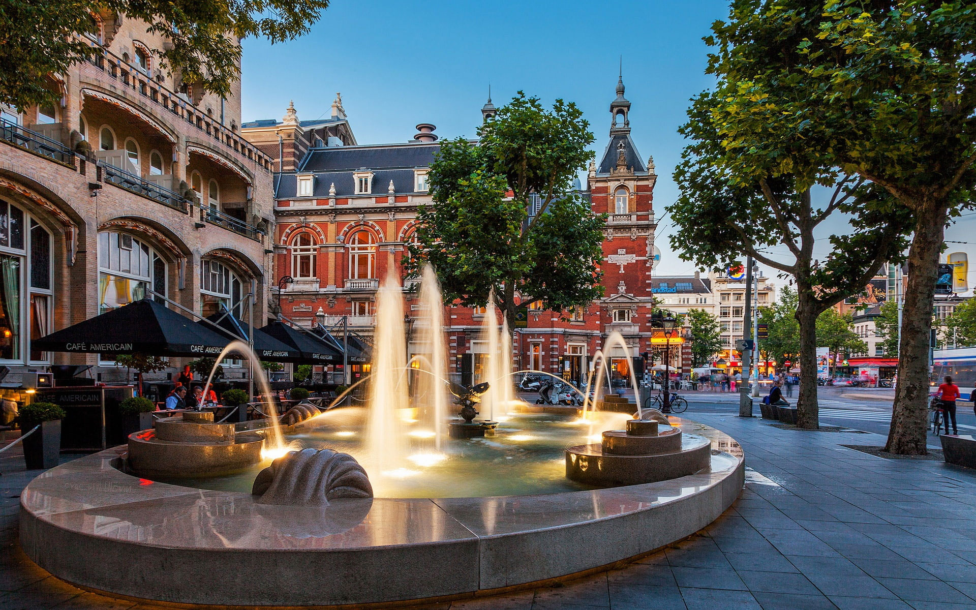 Amsterdam city, Dutch street, Fountain hotel, Vibrant metropolitan, 1920x1200 HD Desktop