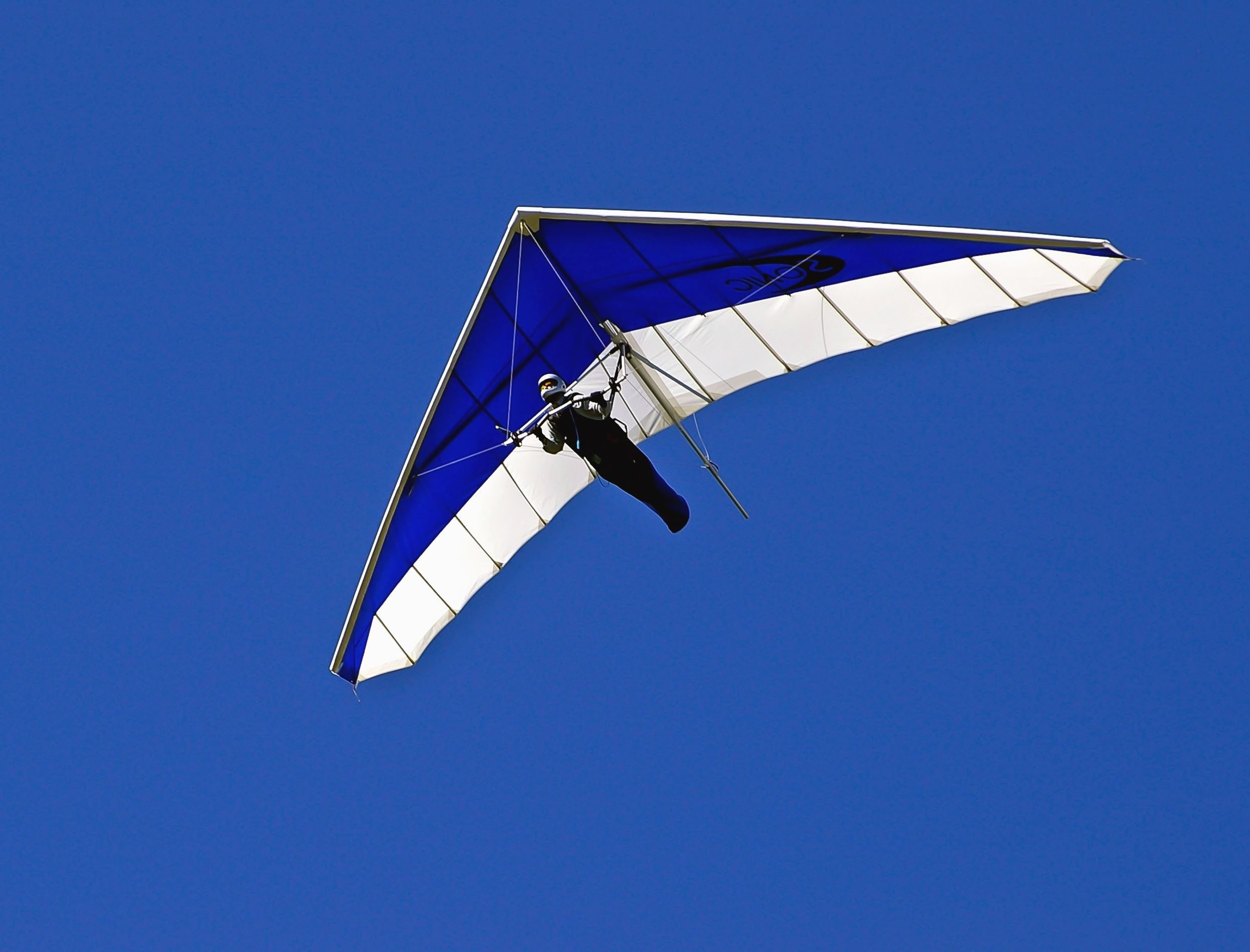 Extreme sport, Windy sky, Sky flight, Thrilling air, 2500x1900 HD Desktop