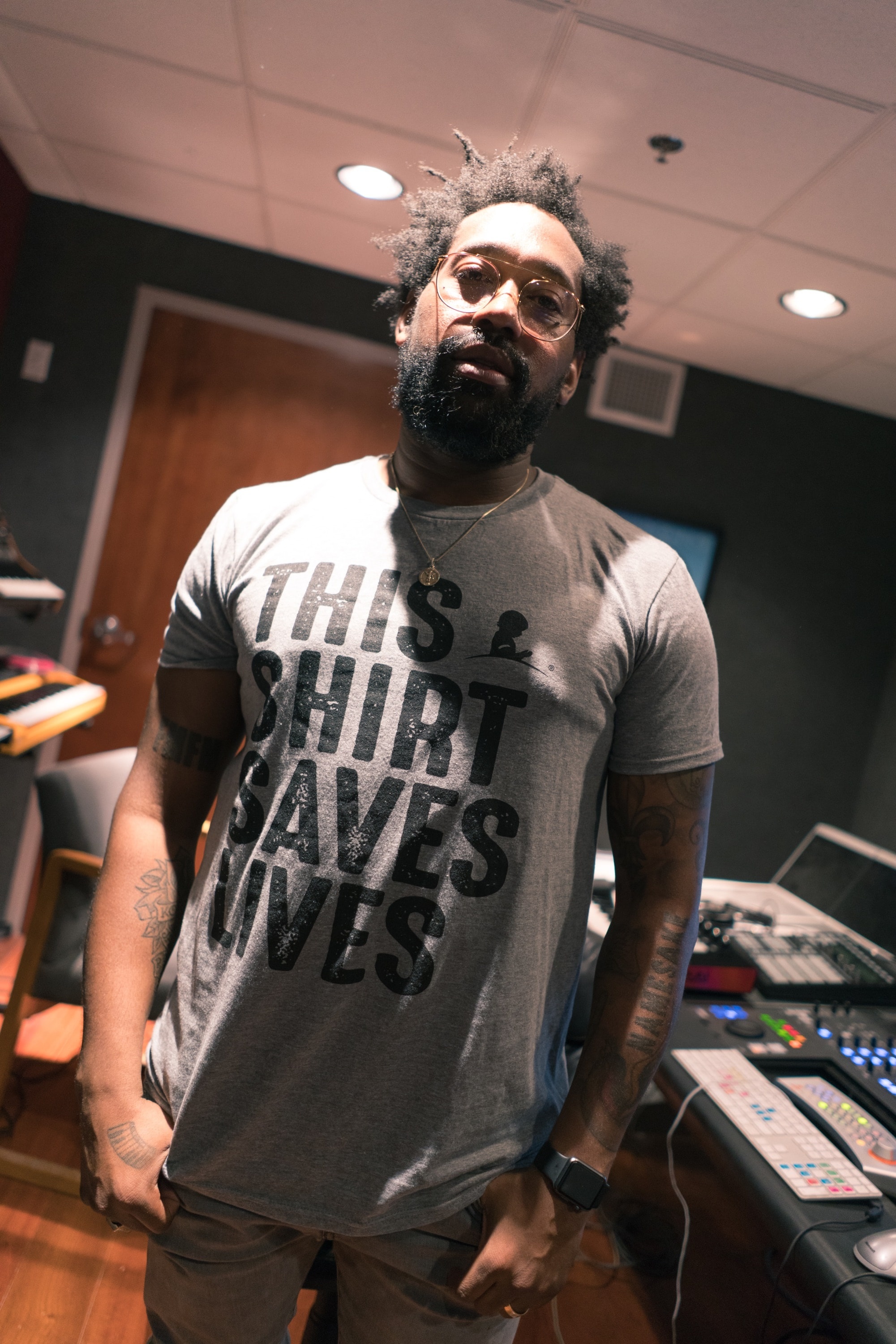 PJ Morton, Grammy-winning artist, Soulful music, Versatility on stage, 2010x3000 HD Phone