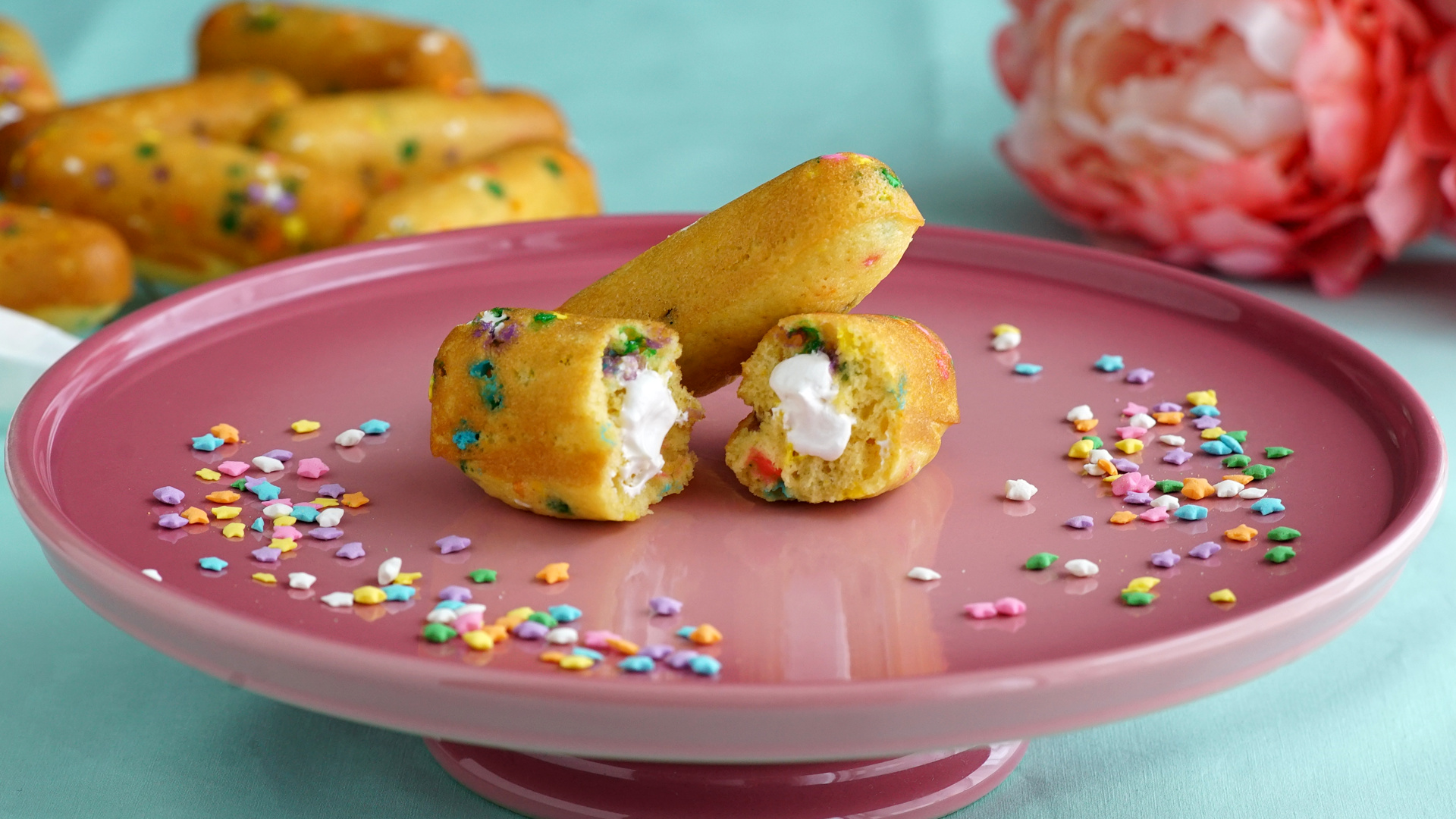 Twinkies, Cream filled sponge cake, Funfetti, Tastemade, 1920x1080 Full HD Desktop