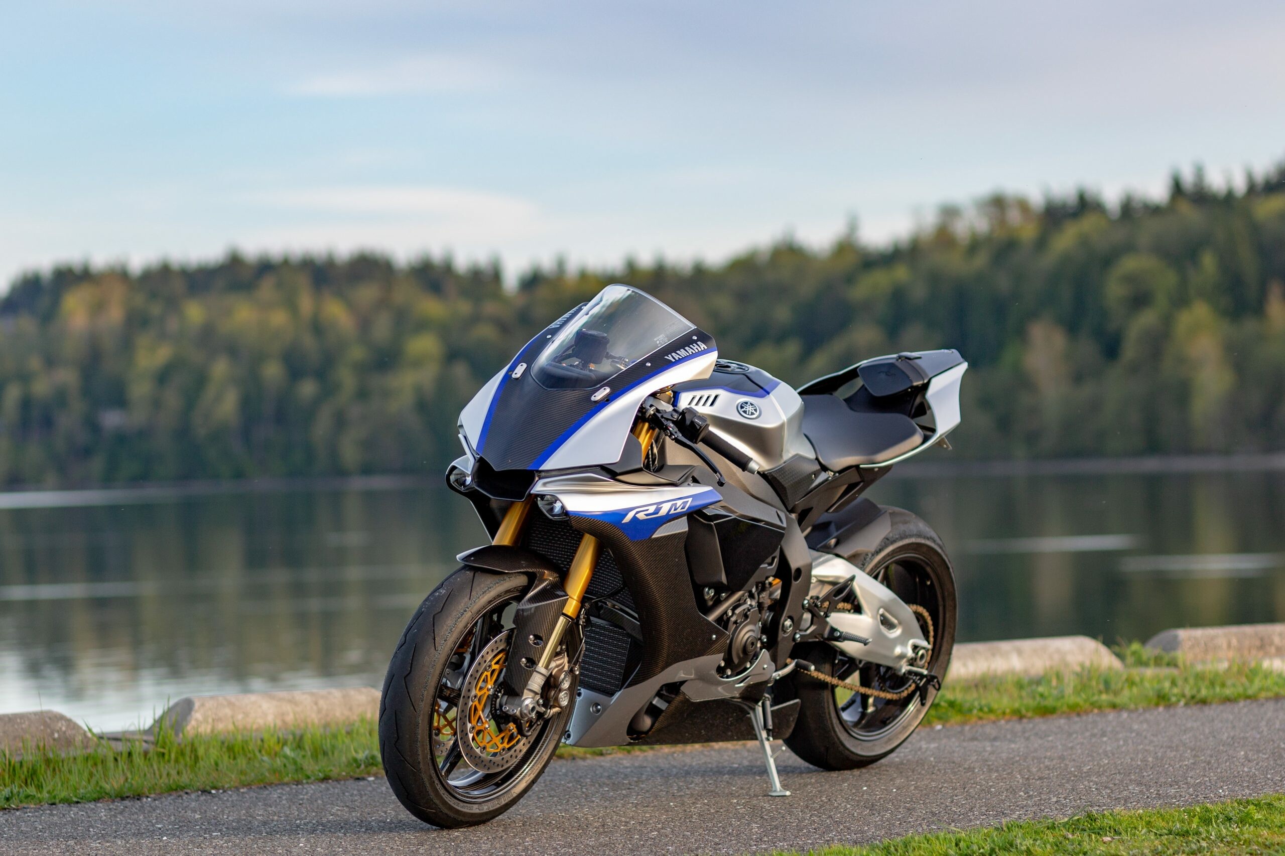 Motorcycle wallpaper water, Yamaha YZF R1M, Aquatic allure, Dreamy adventure, 2560x1710 HD Desktop