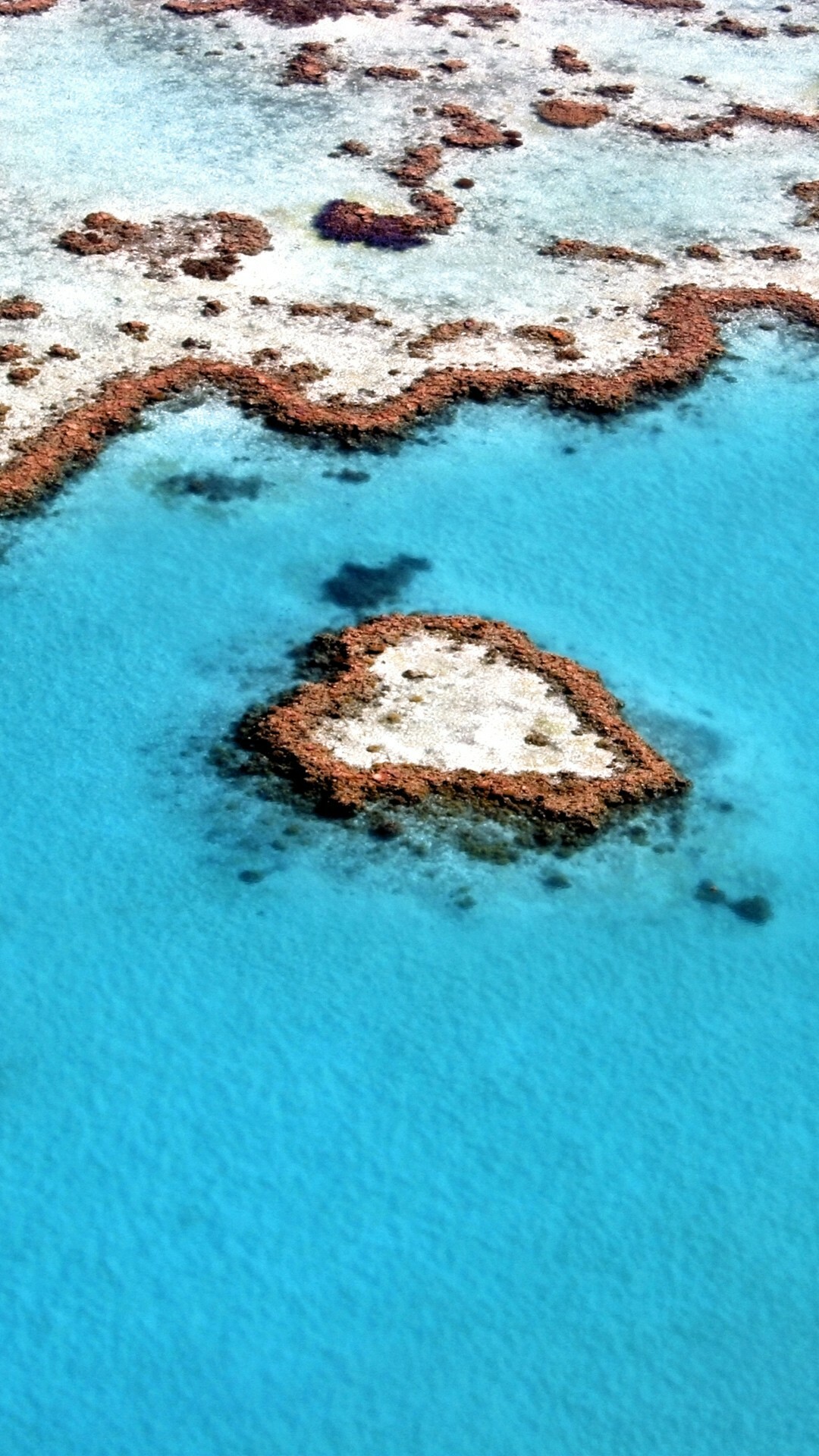 Screenbeauty heart reef, Great Barrier Reef, Natural beauty, Serene underwater world, 1080x1920 Full HD Phone