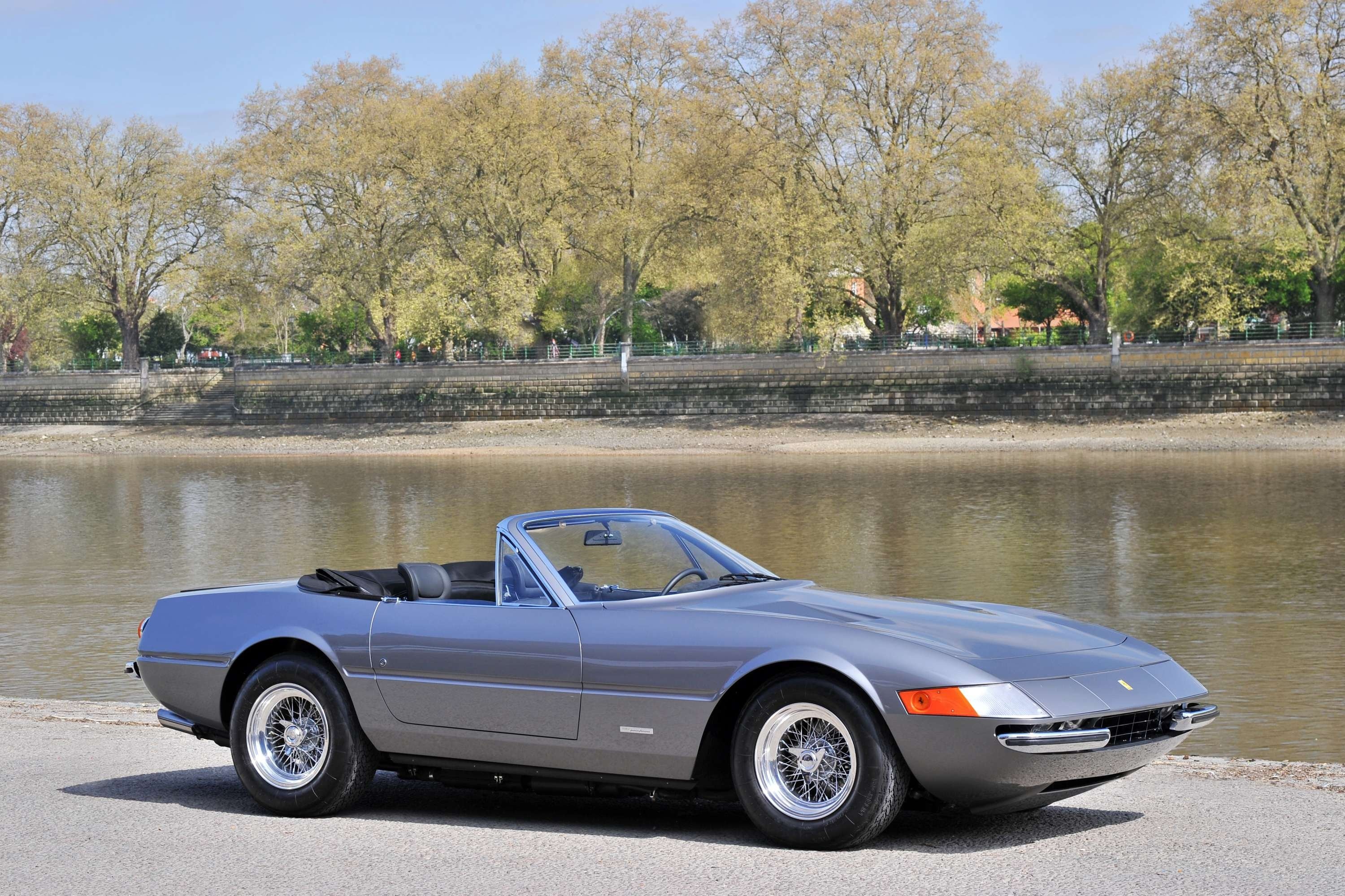 Ferrari Daytona, Timeless classic, Exquisite design, Legendary status, 3000x2000 HD Desktop