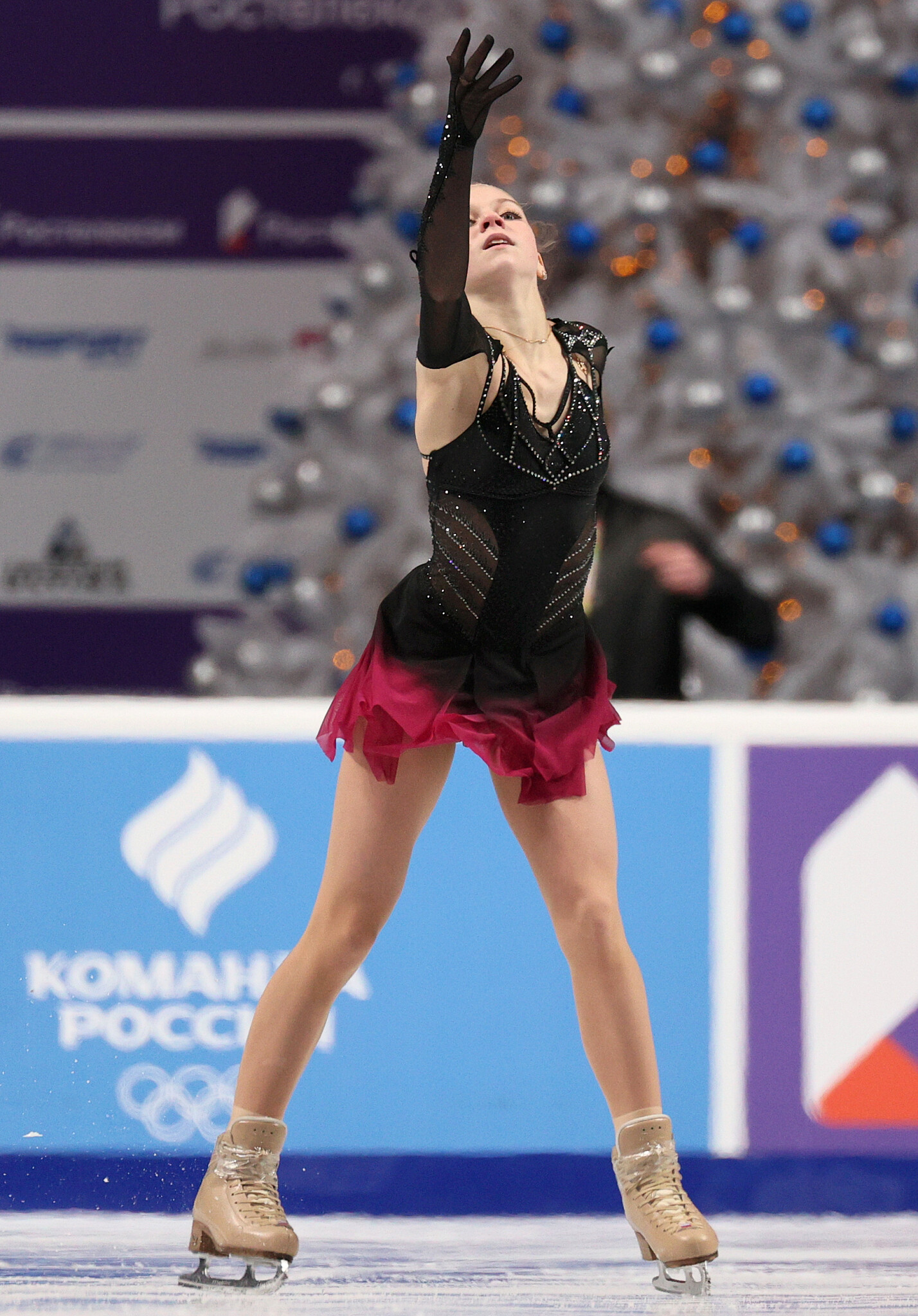 2020 Russian Figure Skating Championships, Alexandra Trusova Wallpaper, 1430x2050 HD Phone