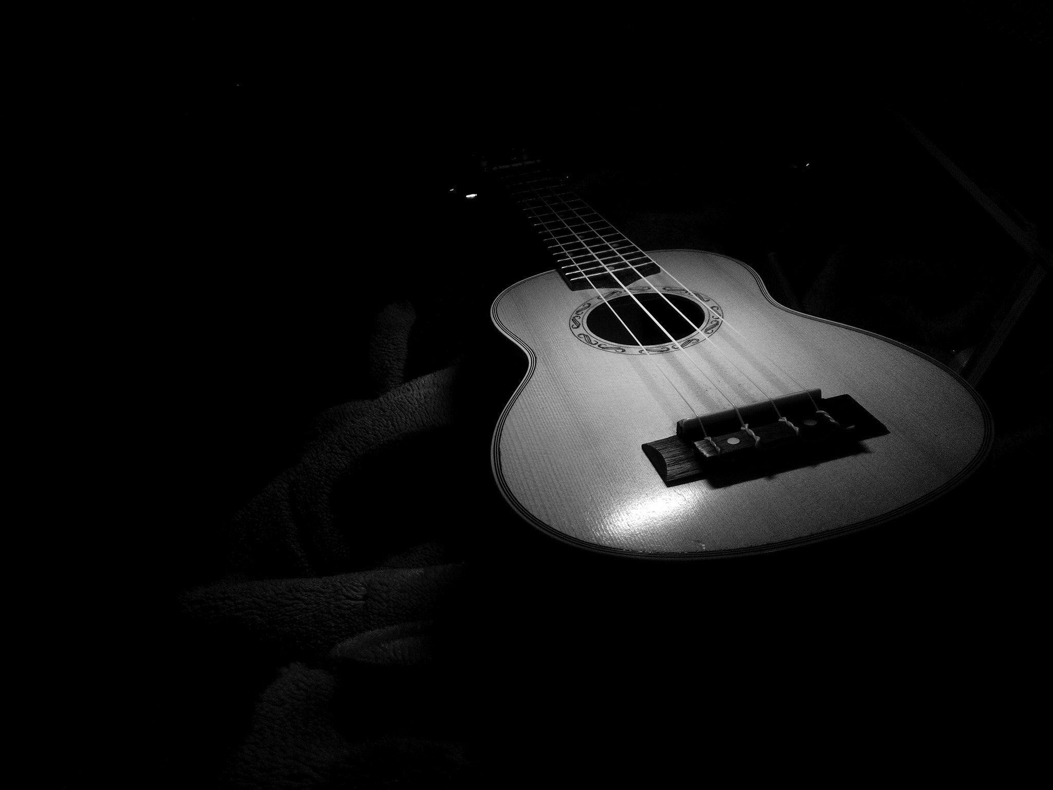 Ukulele tunes, Musical melodies, Strumming strings, Harmonious rhythms, 2050x1540 HD Desktop
