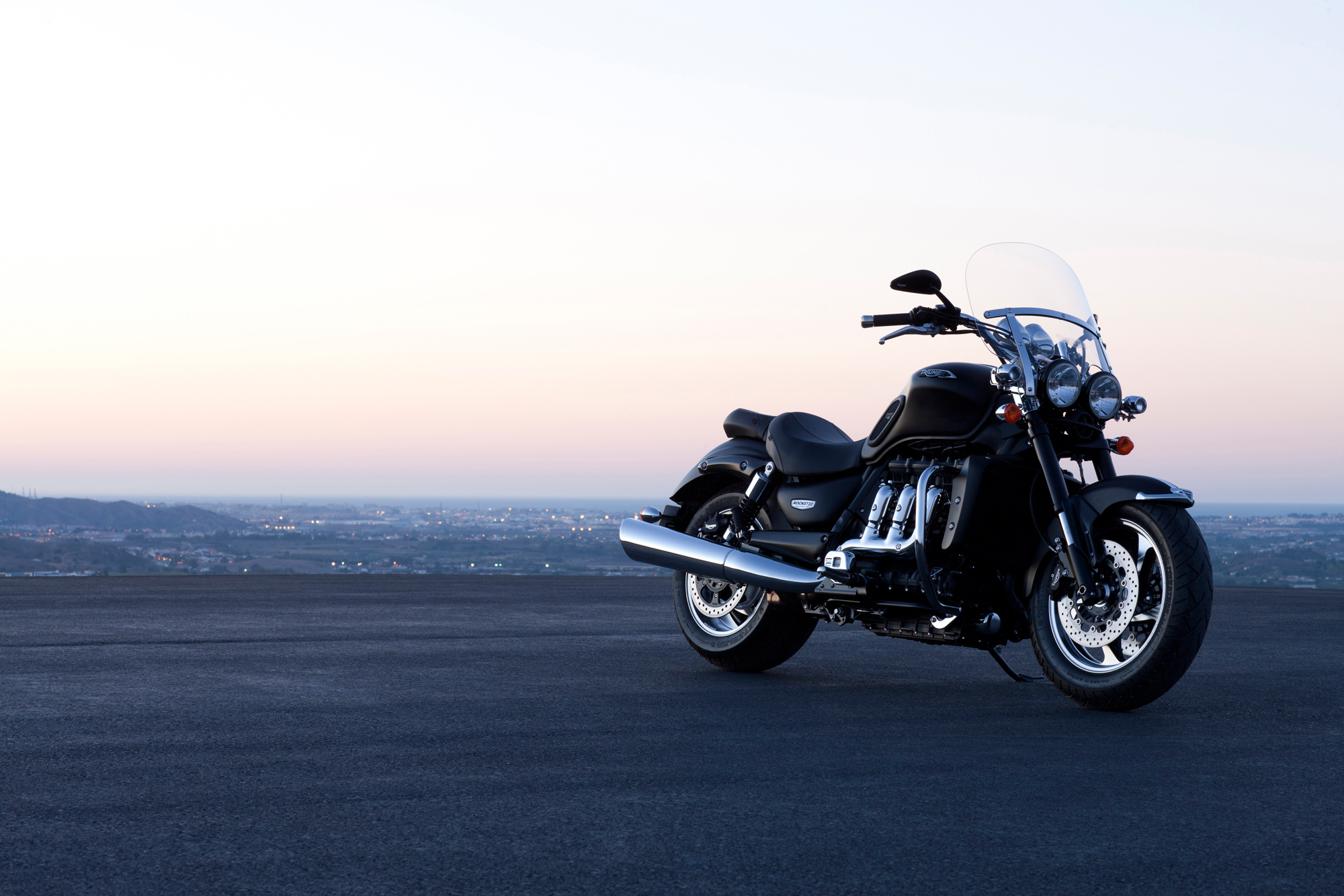 Triumph Rocket III, Roadster model, Media coverage, Iconic motorcycle, 2000x1340 HD Desktop