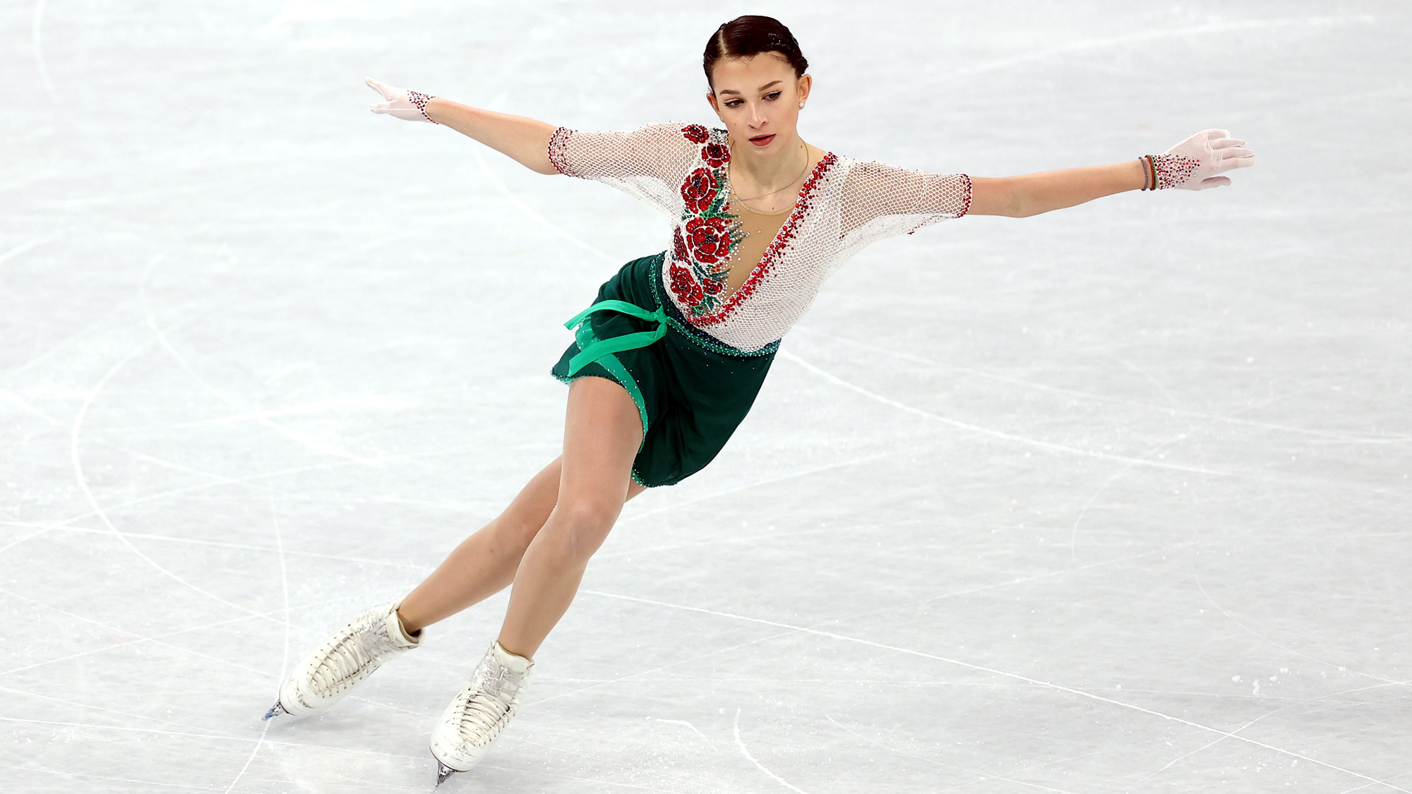 Anastasiia Shabotova, Single Skating Wallpaper, 2000x1130 HD Desktop