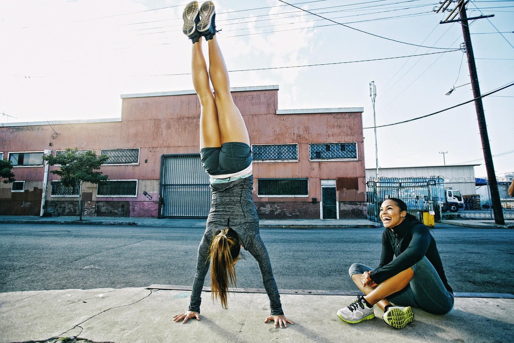 Handstand wallpapers, Top free backgrounds, Strength and balance, Acrobatic skills, 2000x1340 HD Desktop