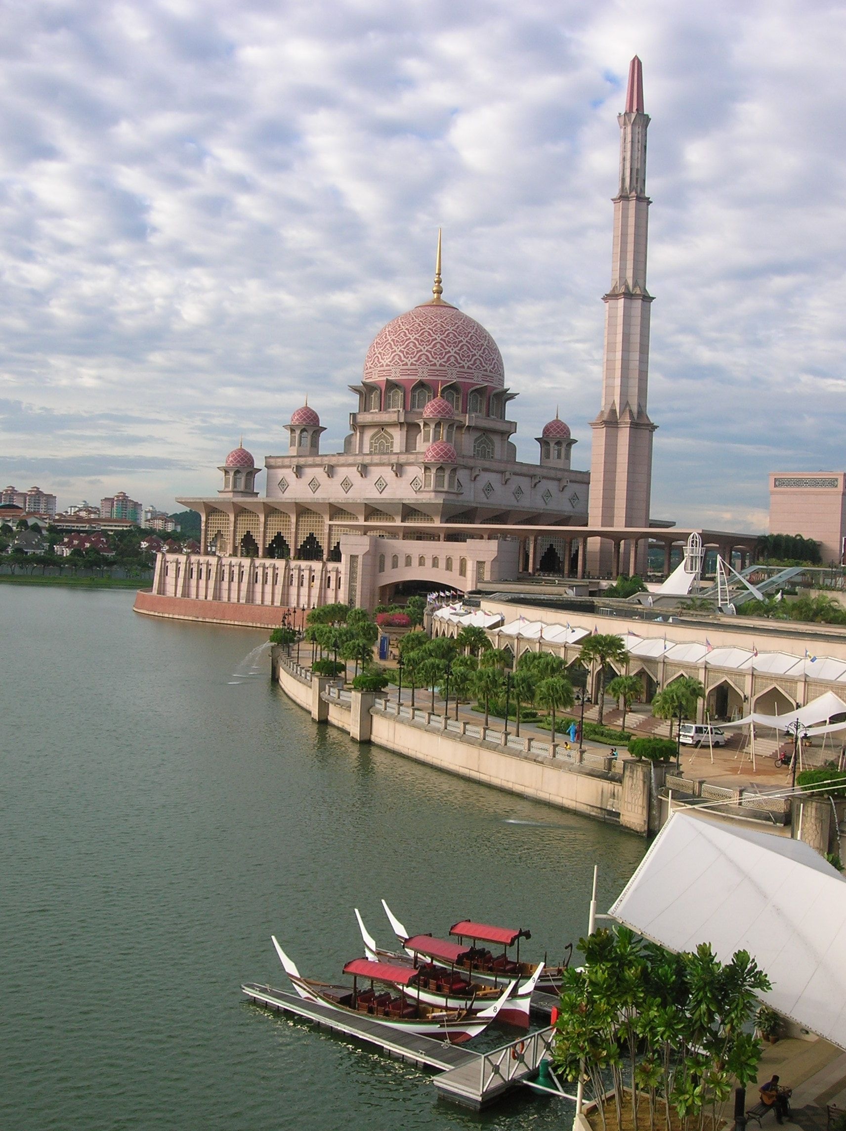 Putrajaya, Travels, Tourist hotspot, Delicious food, 1720x2290 HD Phone