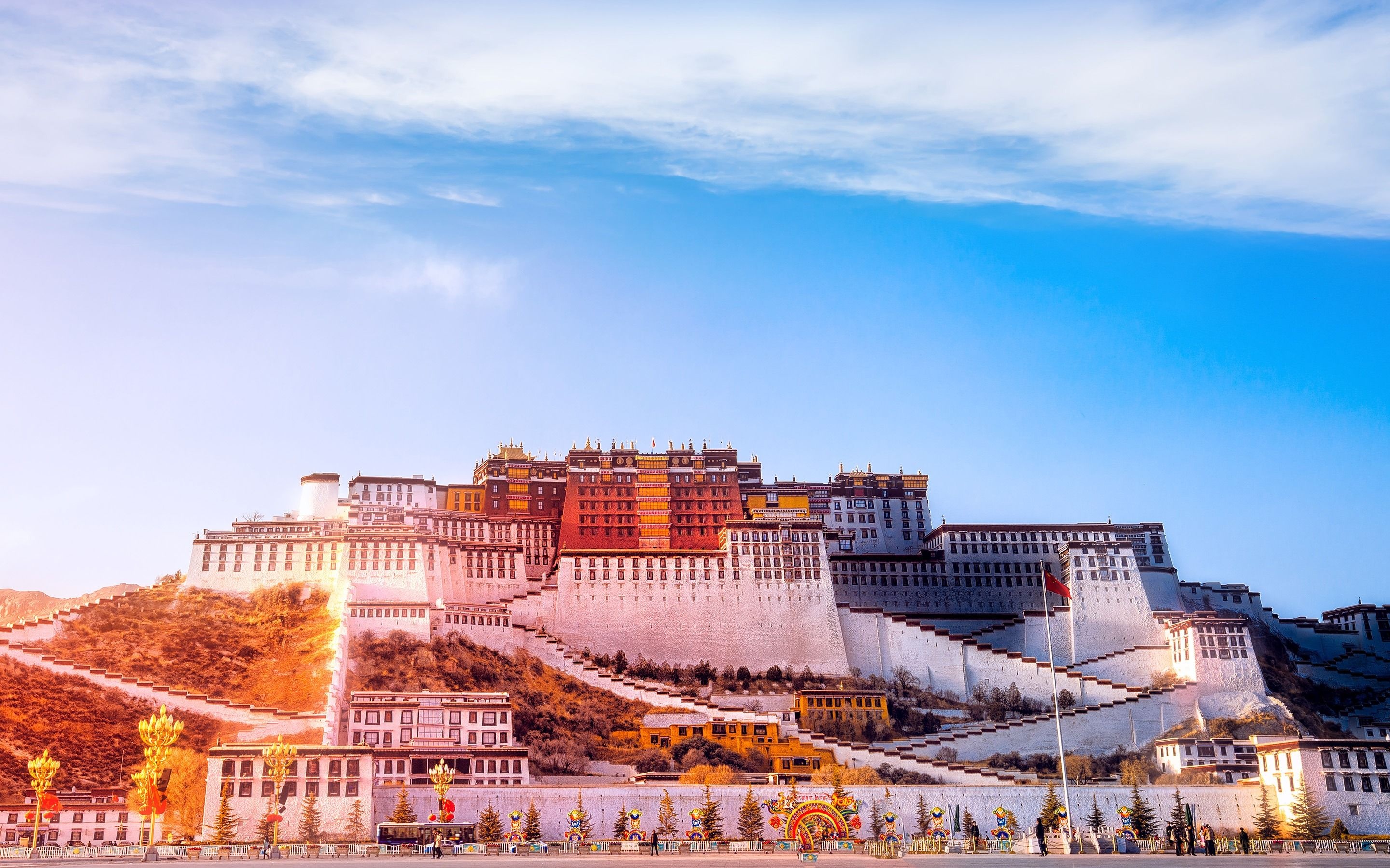 Potala Palace wallpapers, High quality, 2880x1800 HD Desktop