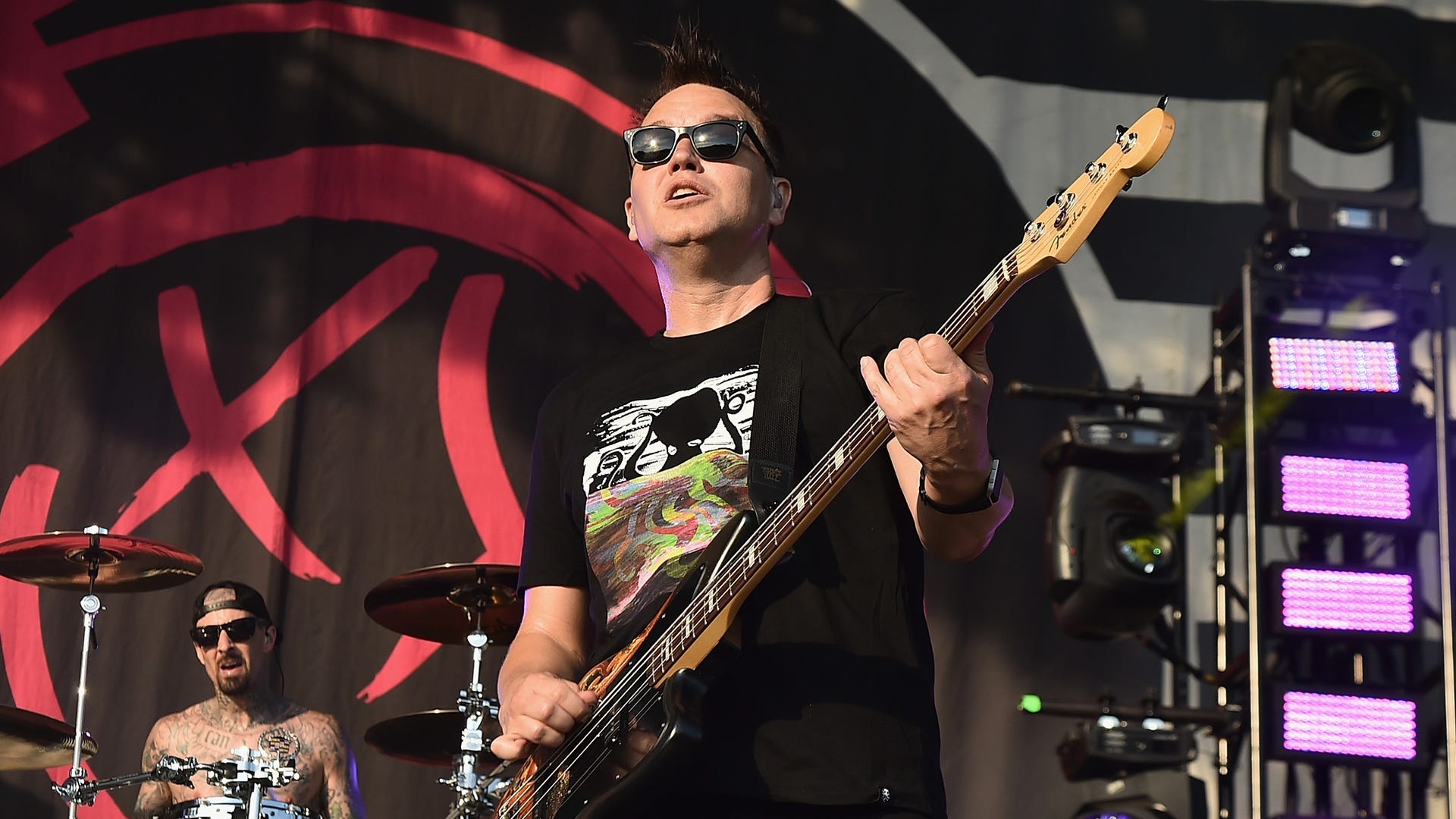 Mark Hoppus music, Cancer treatment, Brave battle, Rolling Stone mention, 1920x1080 Full HD Desktop