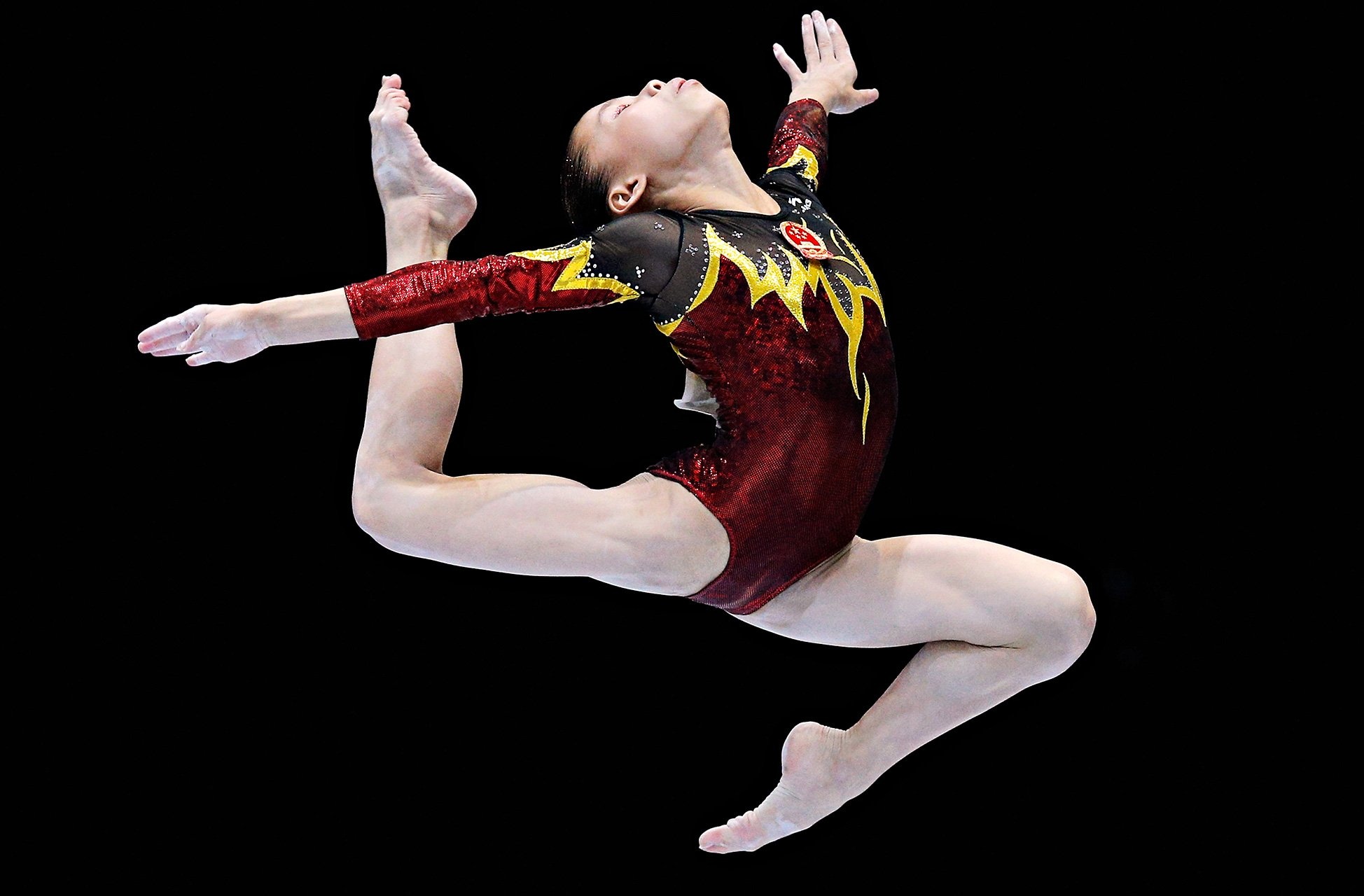 Shang Chunsong, Gymnastics Wallpaper, 1950x1280 HD Desktop