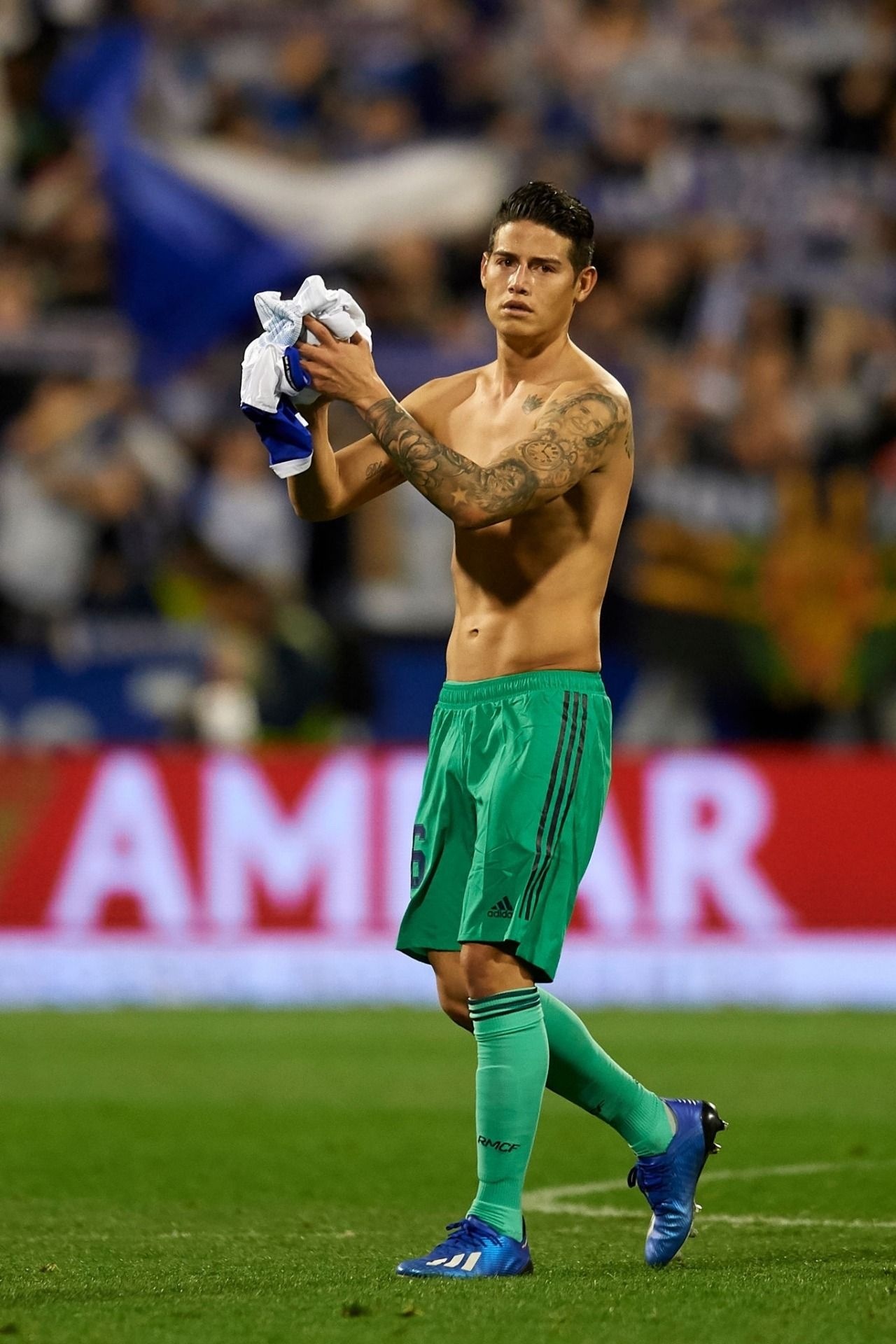 James Rodriguez, Soccer player, James Rodrigues, Football image, 1280x1920 HD Phone