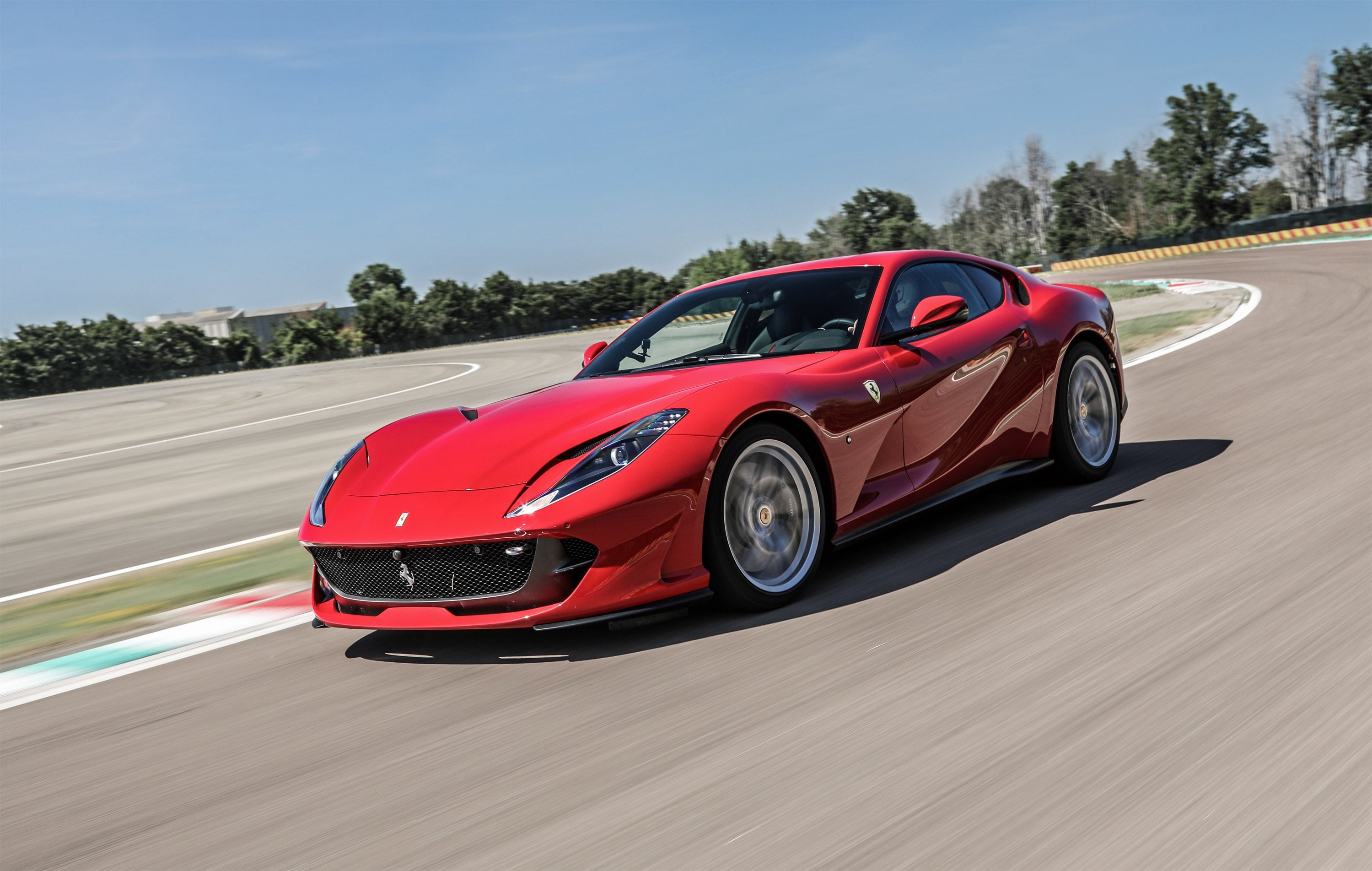 Ferrari 812 Superfast, Magnum's delight, 3000x1910 HD Desktop