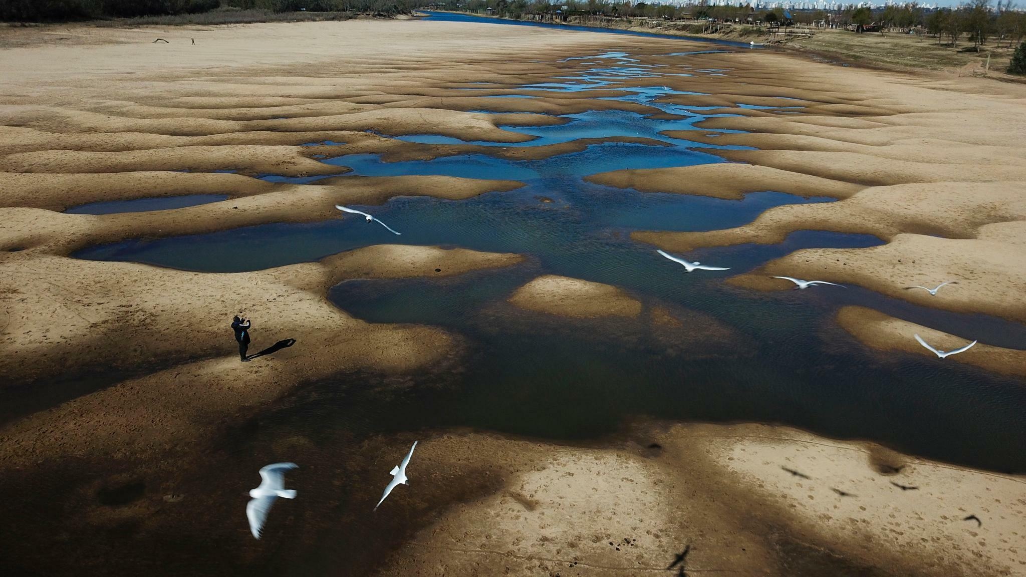 Parana River, Climate change, World issues, Politics, 2050x1160 HD Desktop