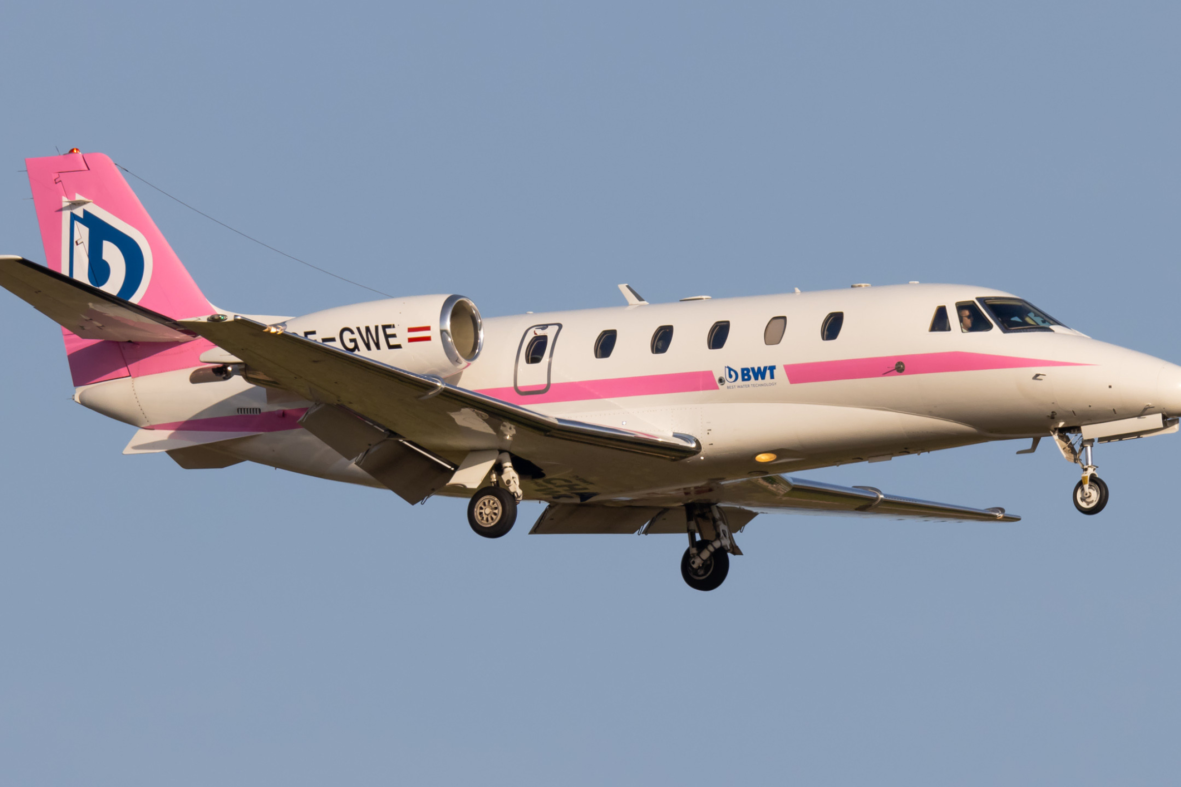 Cessna 560XL, Travels, Aircraft, Salzburg Jet Aviation, 2400x1600 HD Desktop