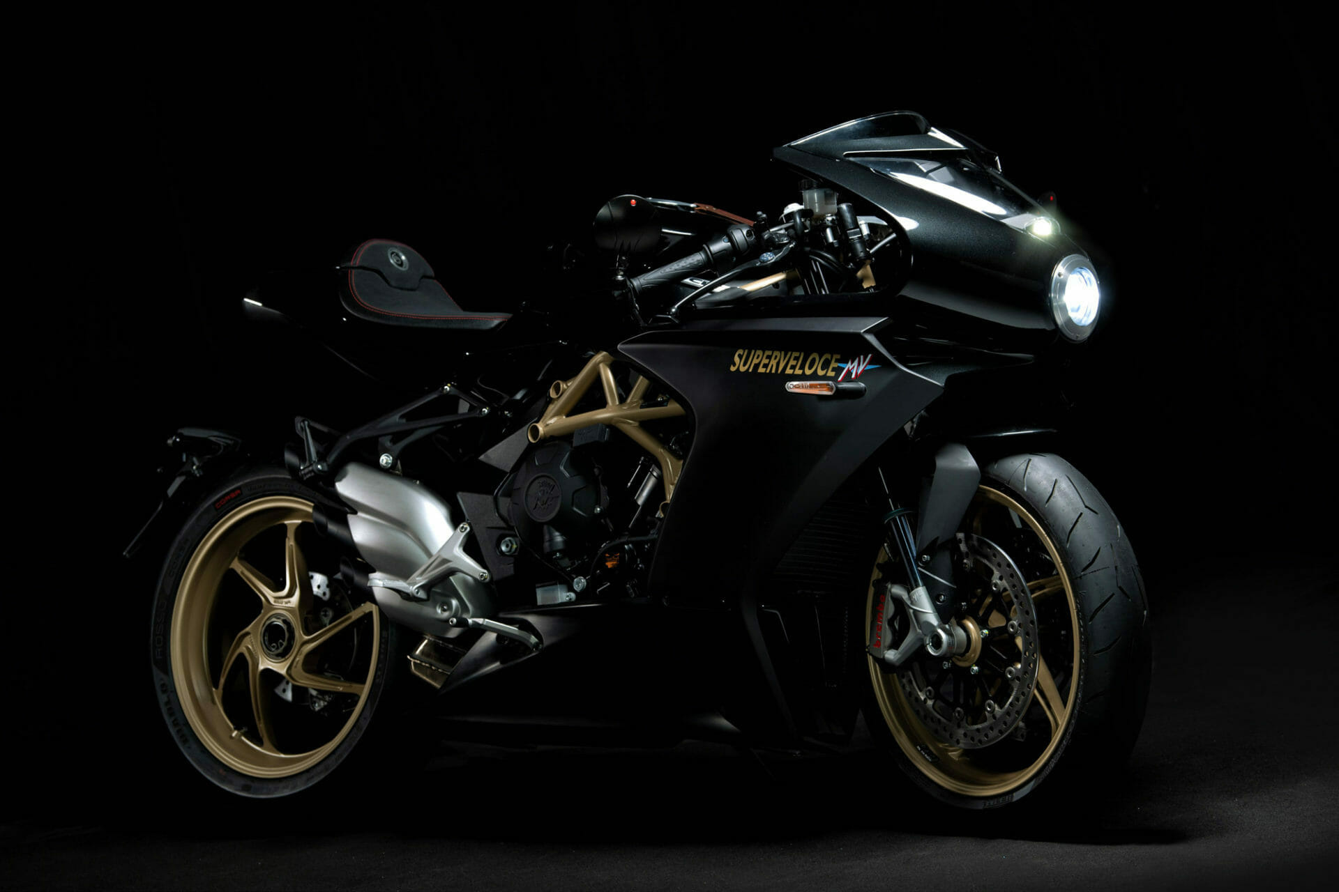 MV Agusta Superveloce, mv agusta superveloce 800, 2021 motorcycle magazine, 1920x1280 HD Desktop