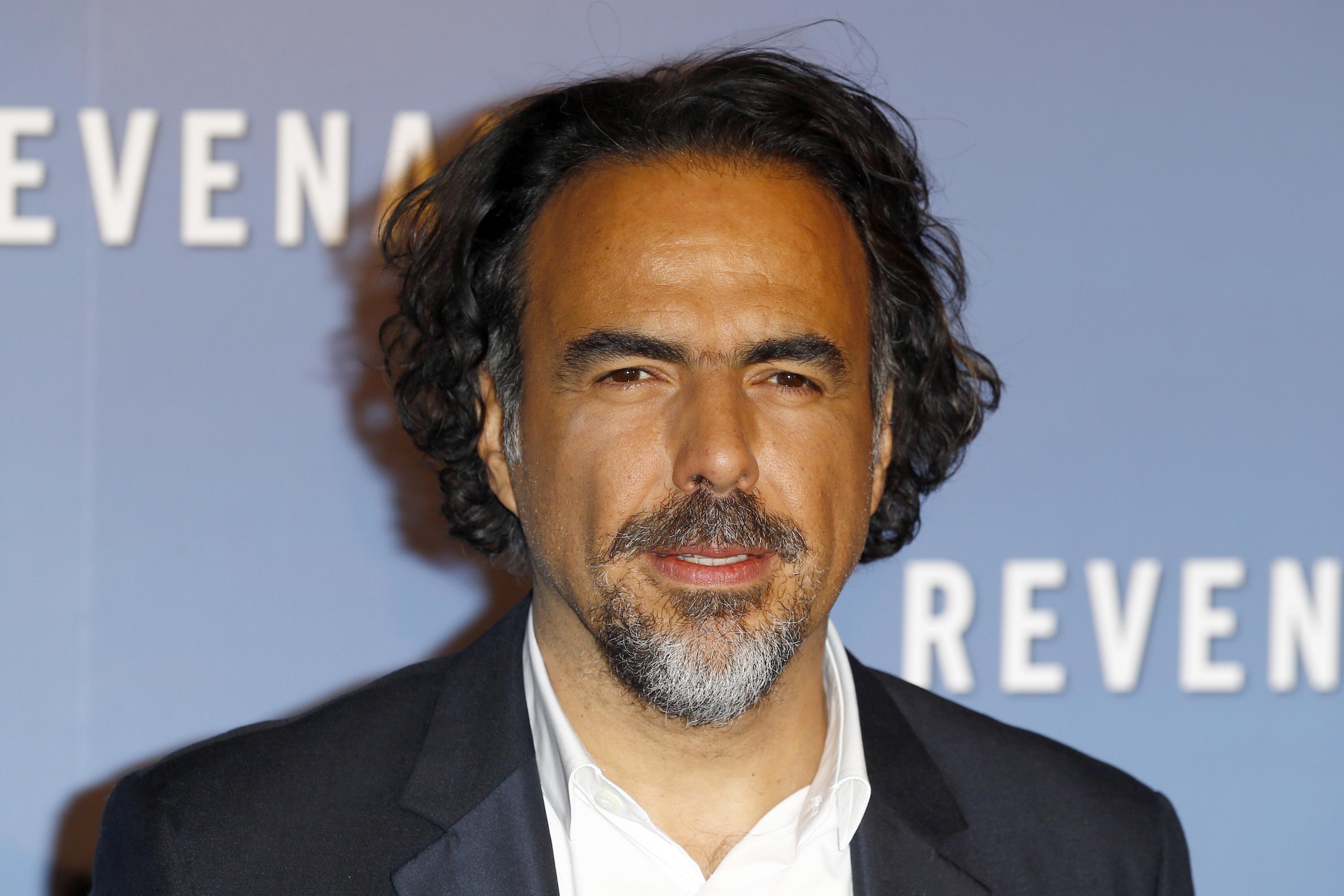 Gonzalez Inarritu, Bardo movie, Filming conclusion, AP News article, 3000x2000 HD Desktop