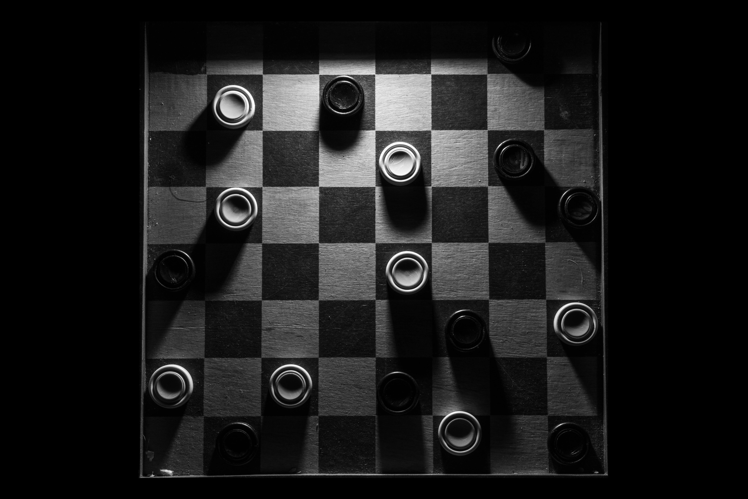 Checkers board game, Monochrome elegance, Strategic gameplay, Classic entertainment, 2560x1710 HD Desktop