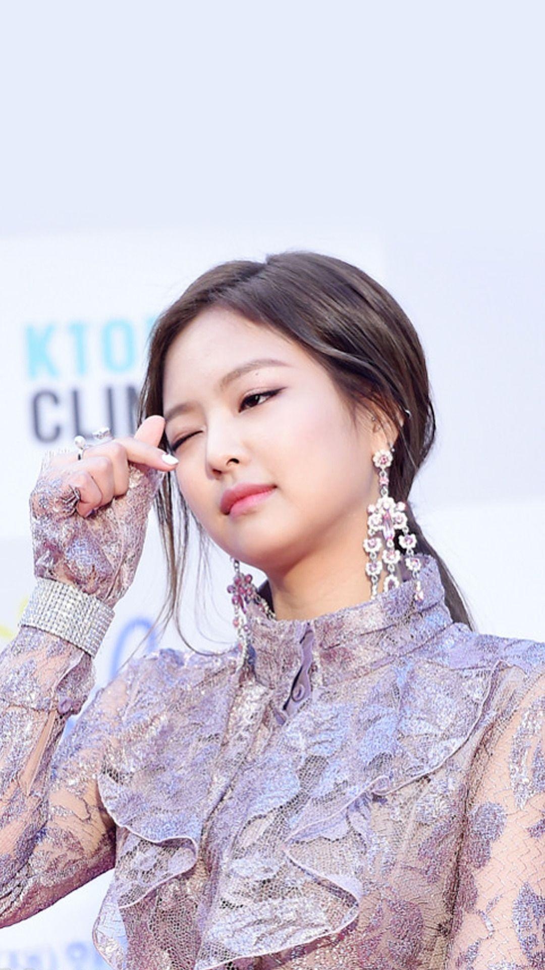Jennie Kim, lilac lace ruffled dress, finger heart gesture, Full HD Phone wallpaper