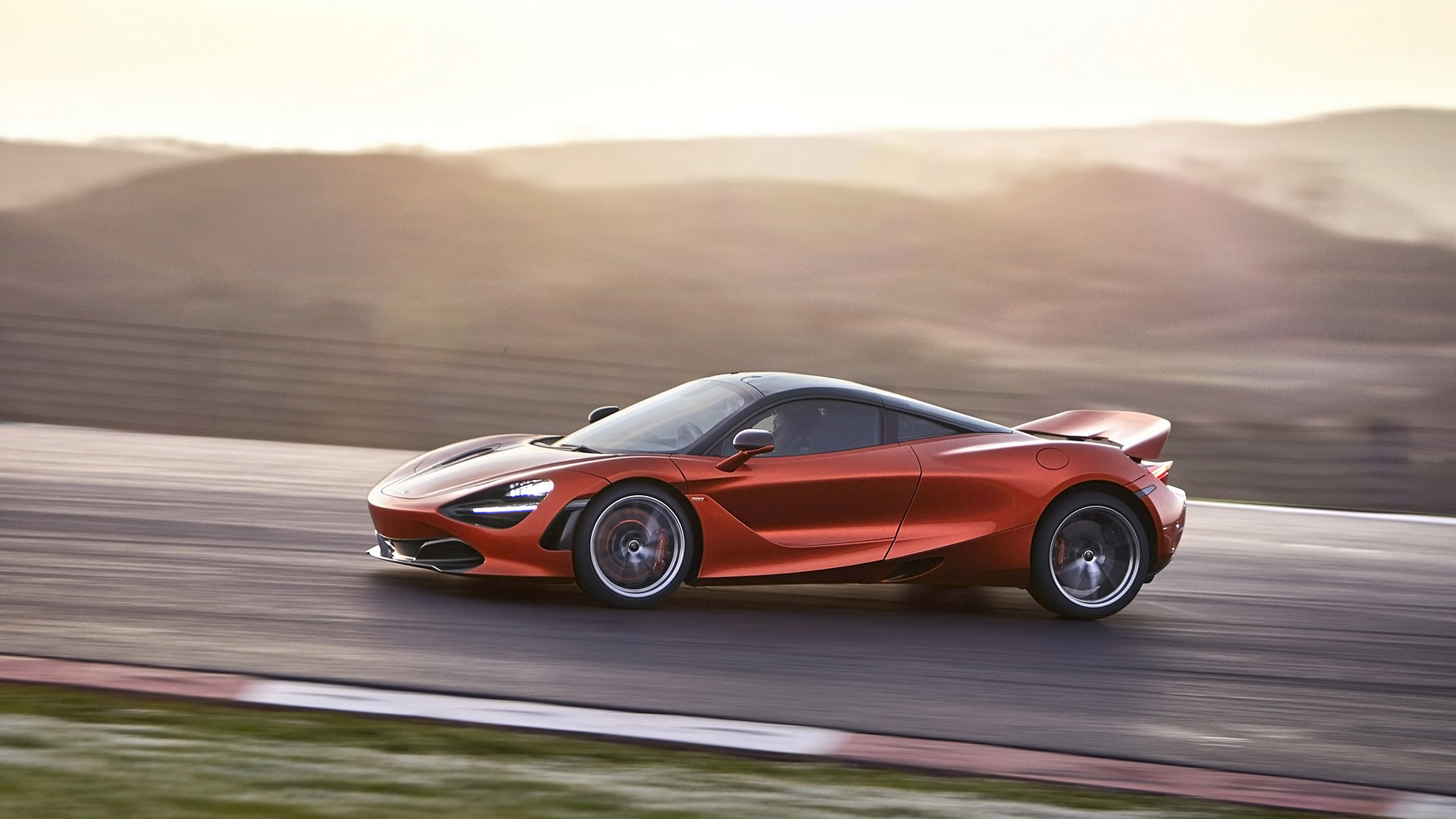 McLaren 720S, 2018 model, Sleek design, Speed and power, 1920x1080 Full HD Desktop