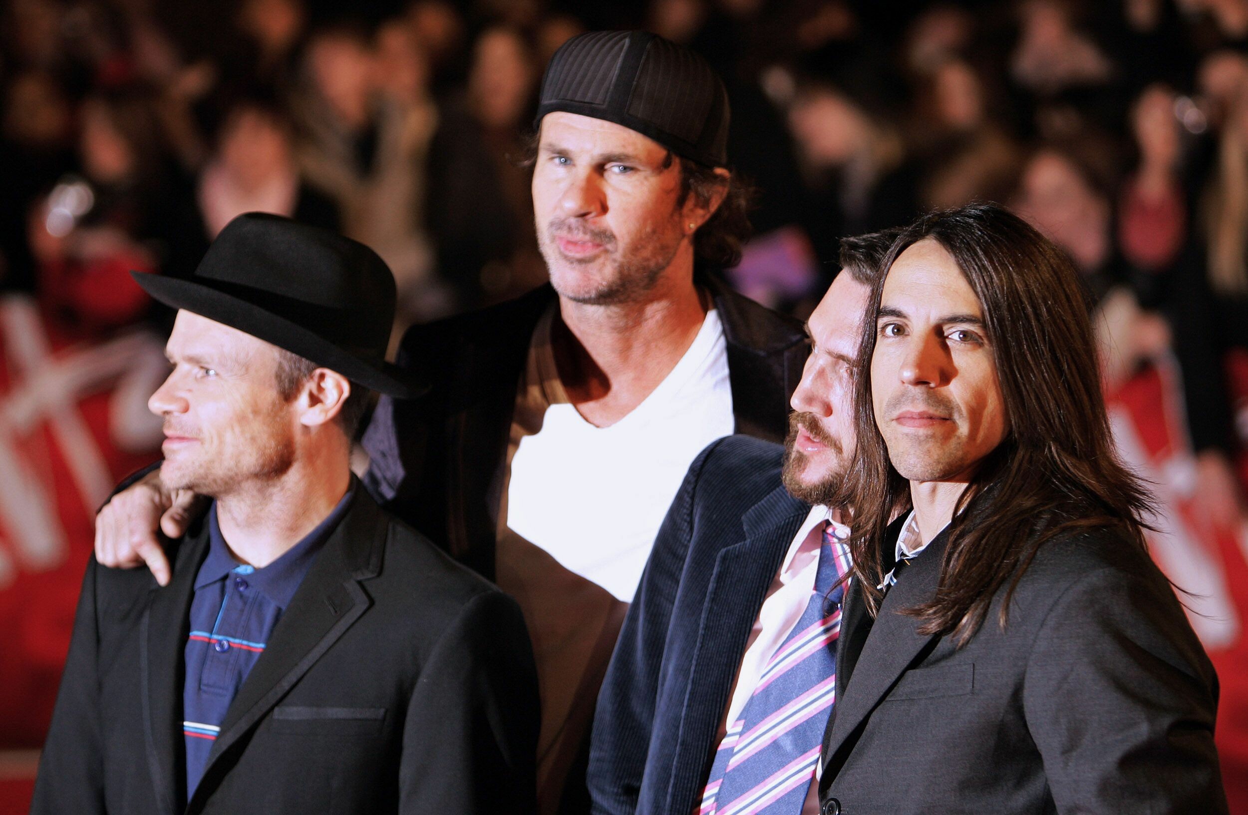 Red Hot Chili Peppers, Music Wallpapers, Rock Band, Iconic Songs, 2500x1640 HD Desktop