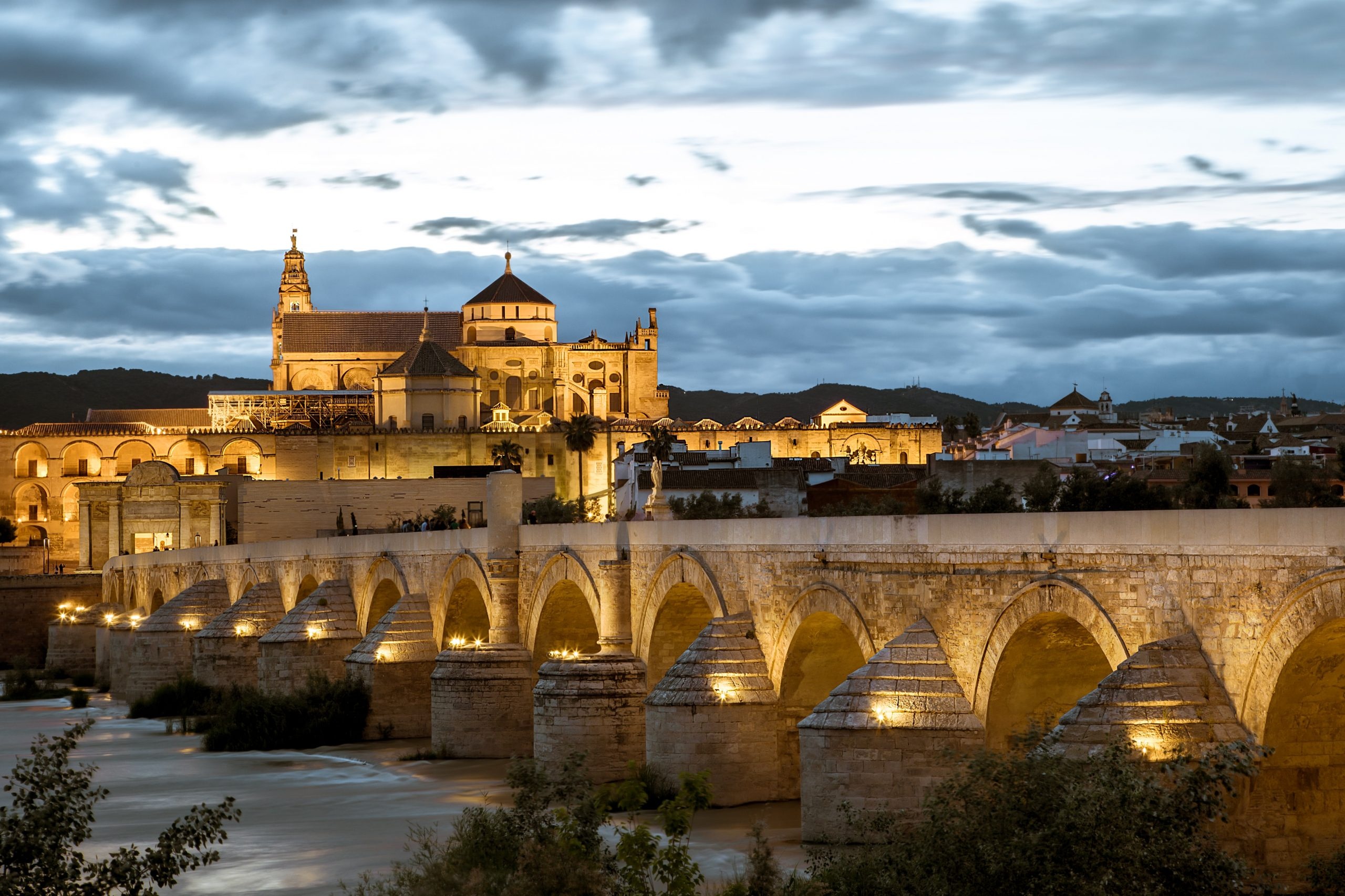 Great Mosque of Cordoba, Weekend getaway, Cordoba, Spain, 2560x1710 HD Desktop