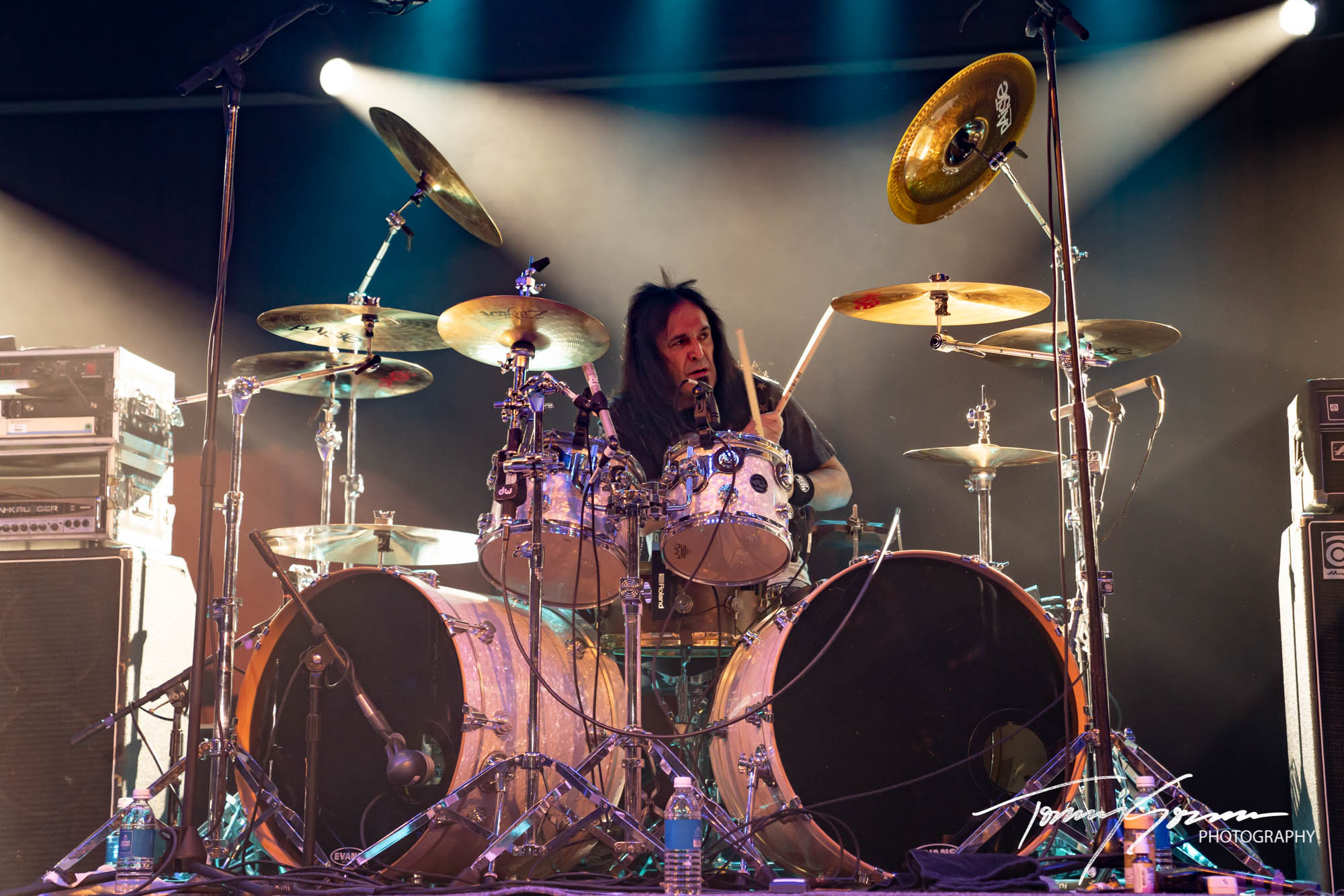 LIVE REVIEW: Great White and Slaughter - Grand Casino Hinckley, Hinckley, MN - The Rockpit 2000x1340