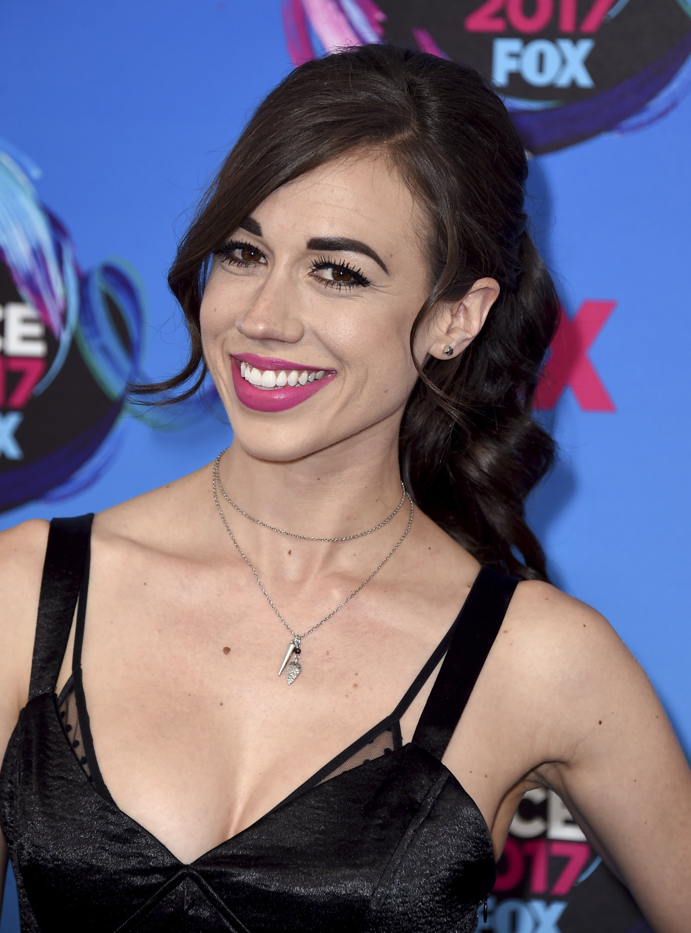 Colleen Ballinger, Spanish coverage, ColleenBallinger semana, International recognition, 1430x1920 HD Phone