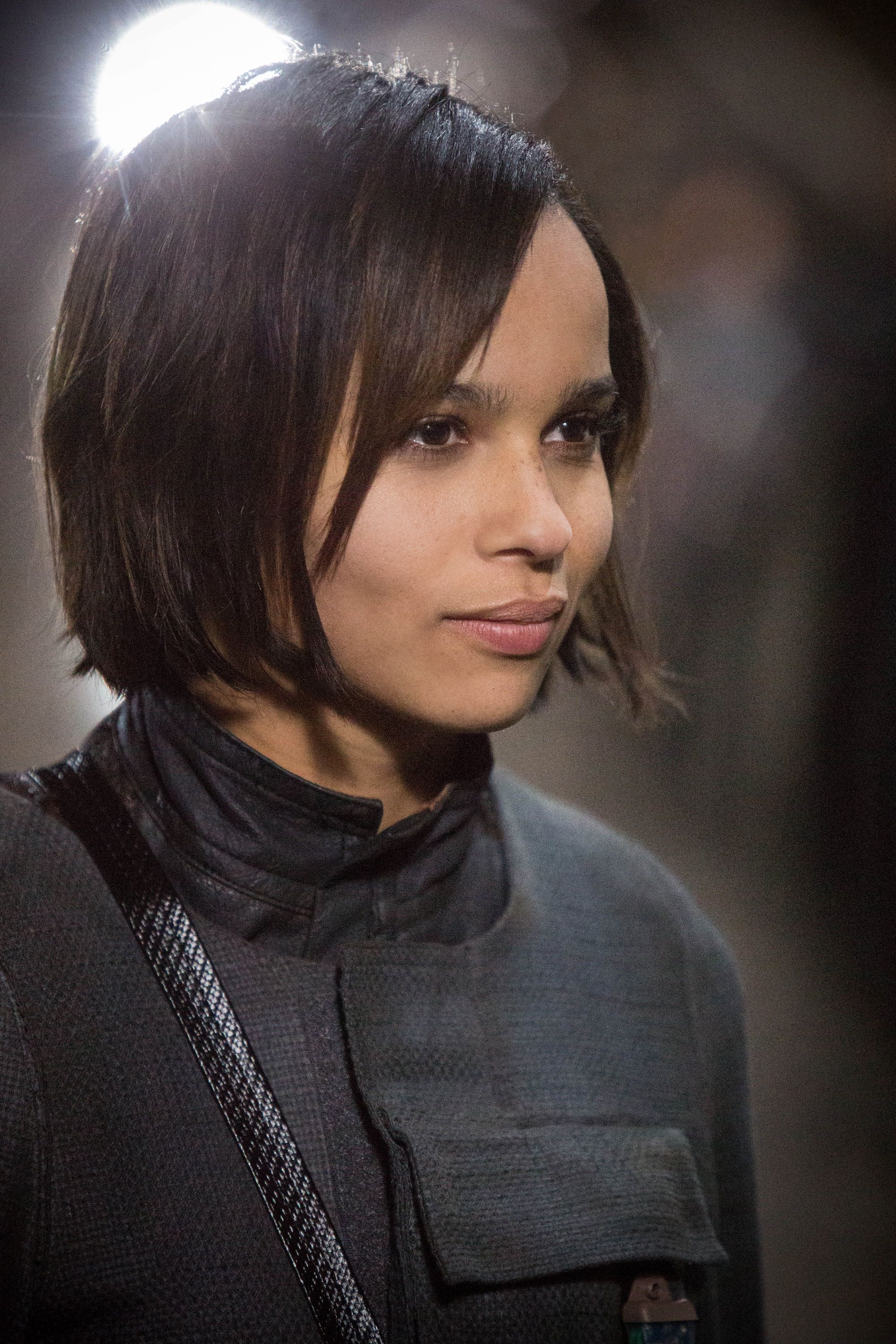 Divergent Dauntless, Zoe Kravitz, Divergent poster, Memorable movie moment, 2000x3000 HD Phone