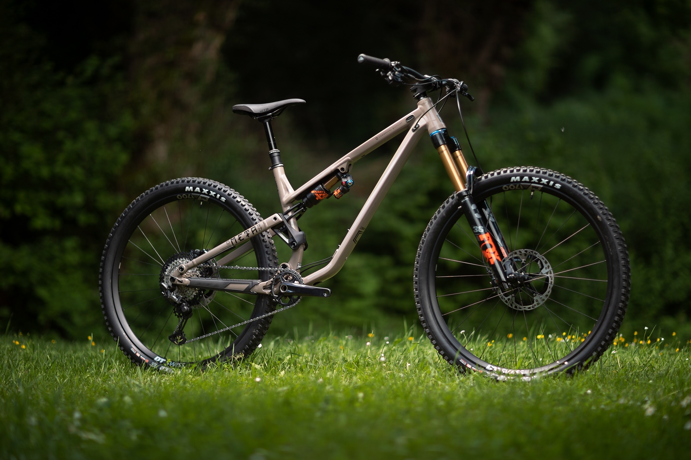 Commencal, Sports brand, Download Commencal images, Free, 2400x1600 HD Desktop