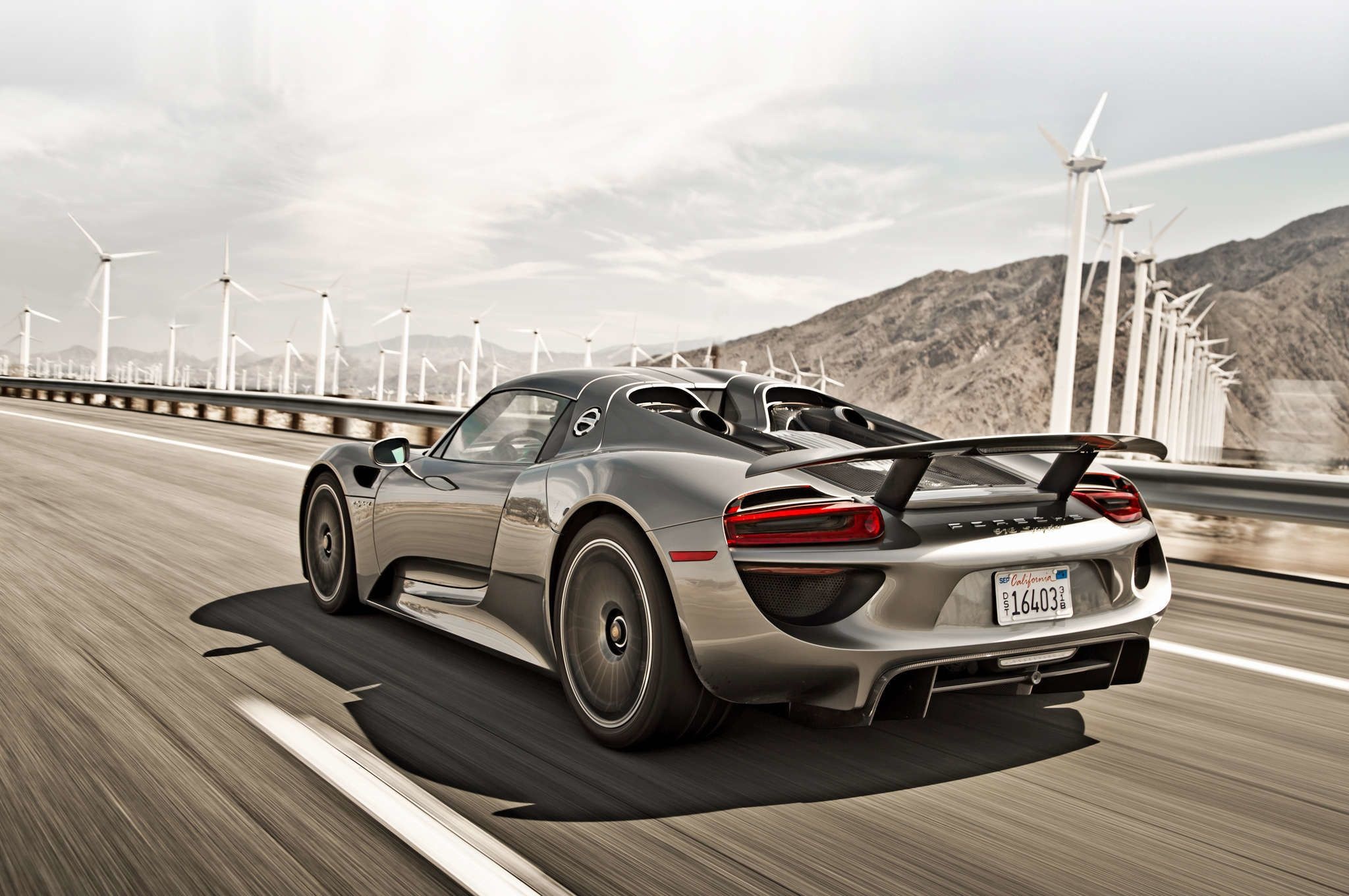 Porsche 918 Spyder, Wind turbine farm, Motion blur desert highway, HD Desktop wallpaper