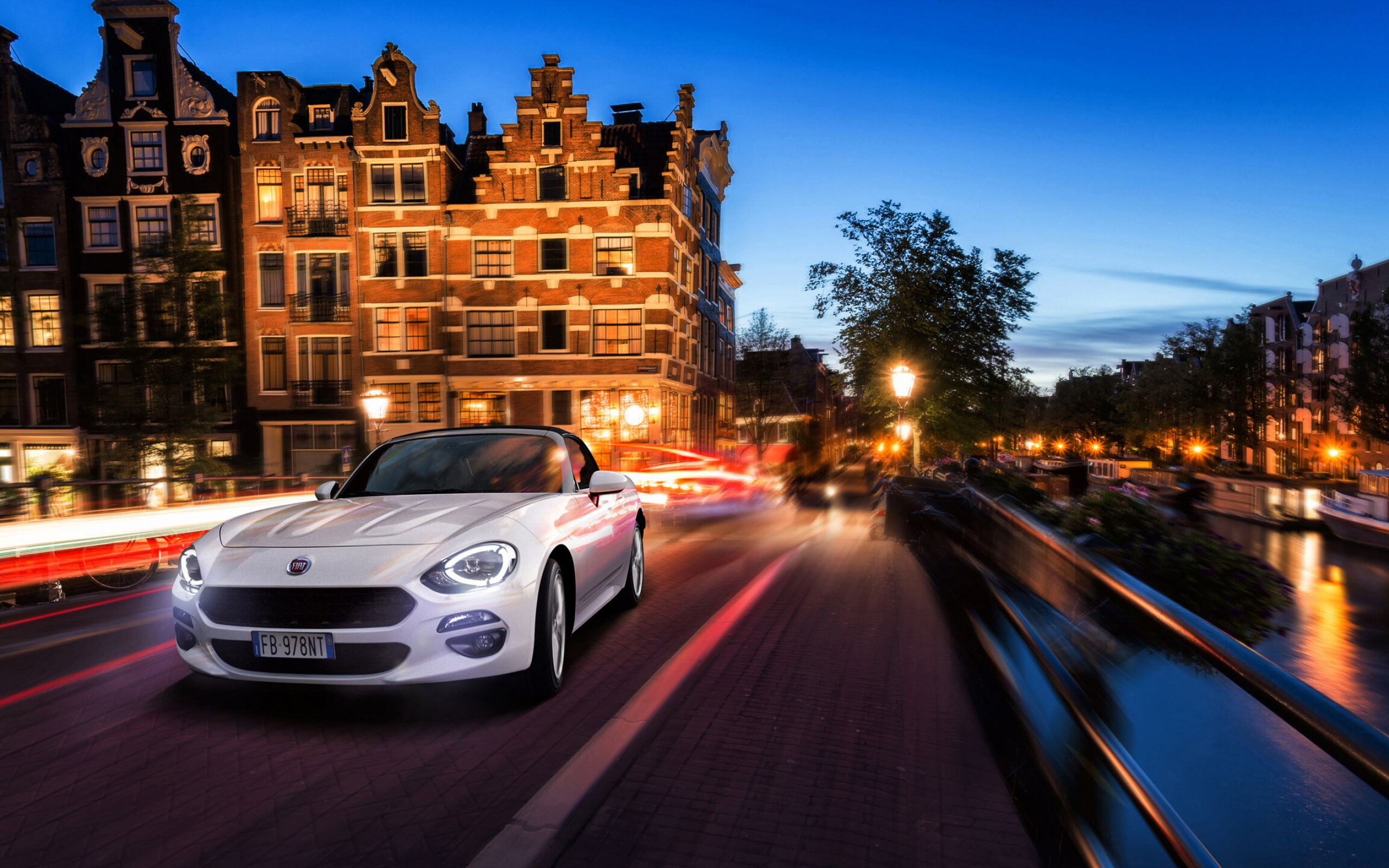 124 Spider, Fiat Wallpaper, 2560x1600 HD Desktop