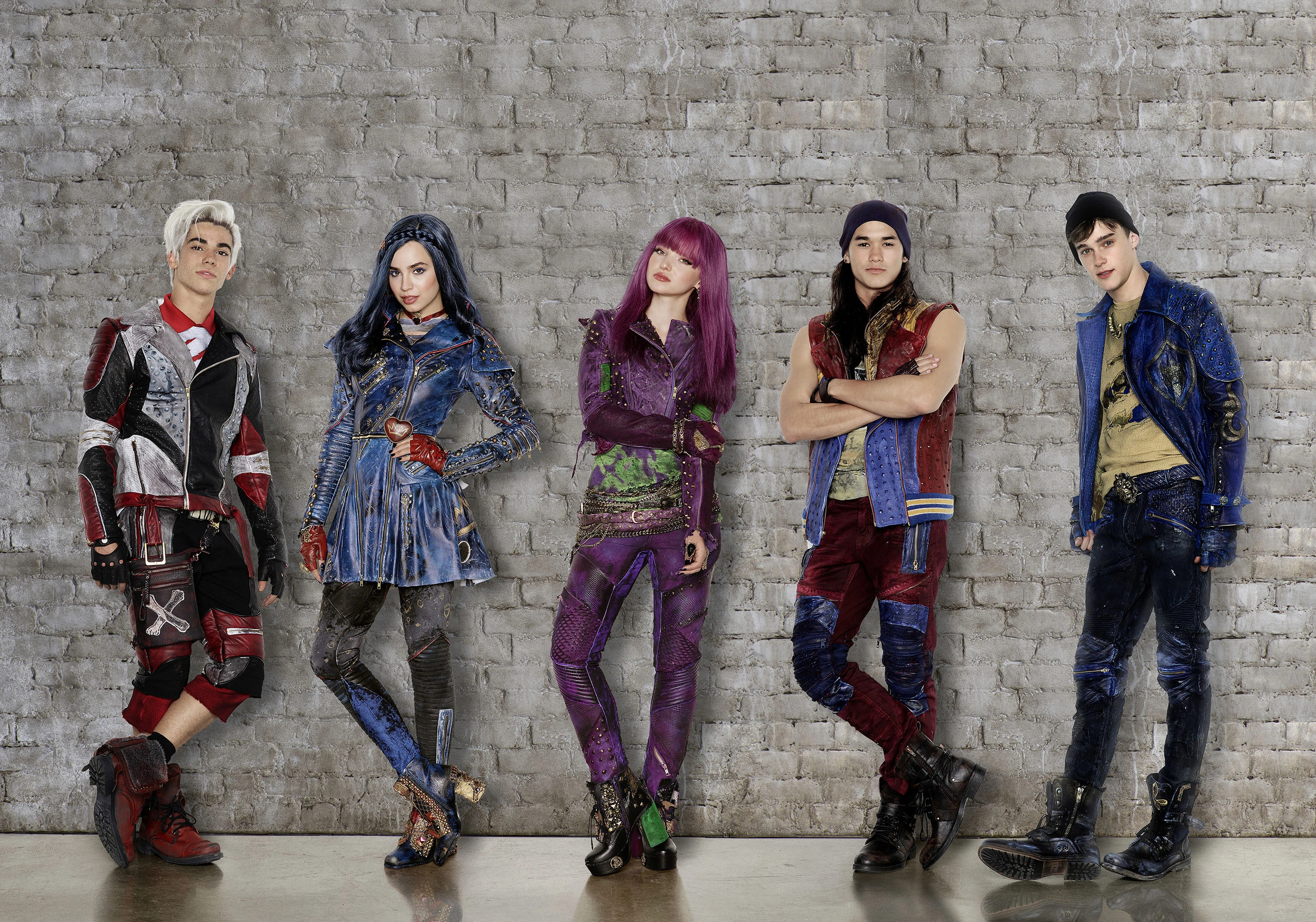 TV Shows, Descendants sequel, Disney glimpse, Behind the scenes clip, 3000x2110 HD Desktop