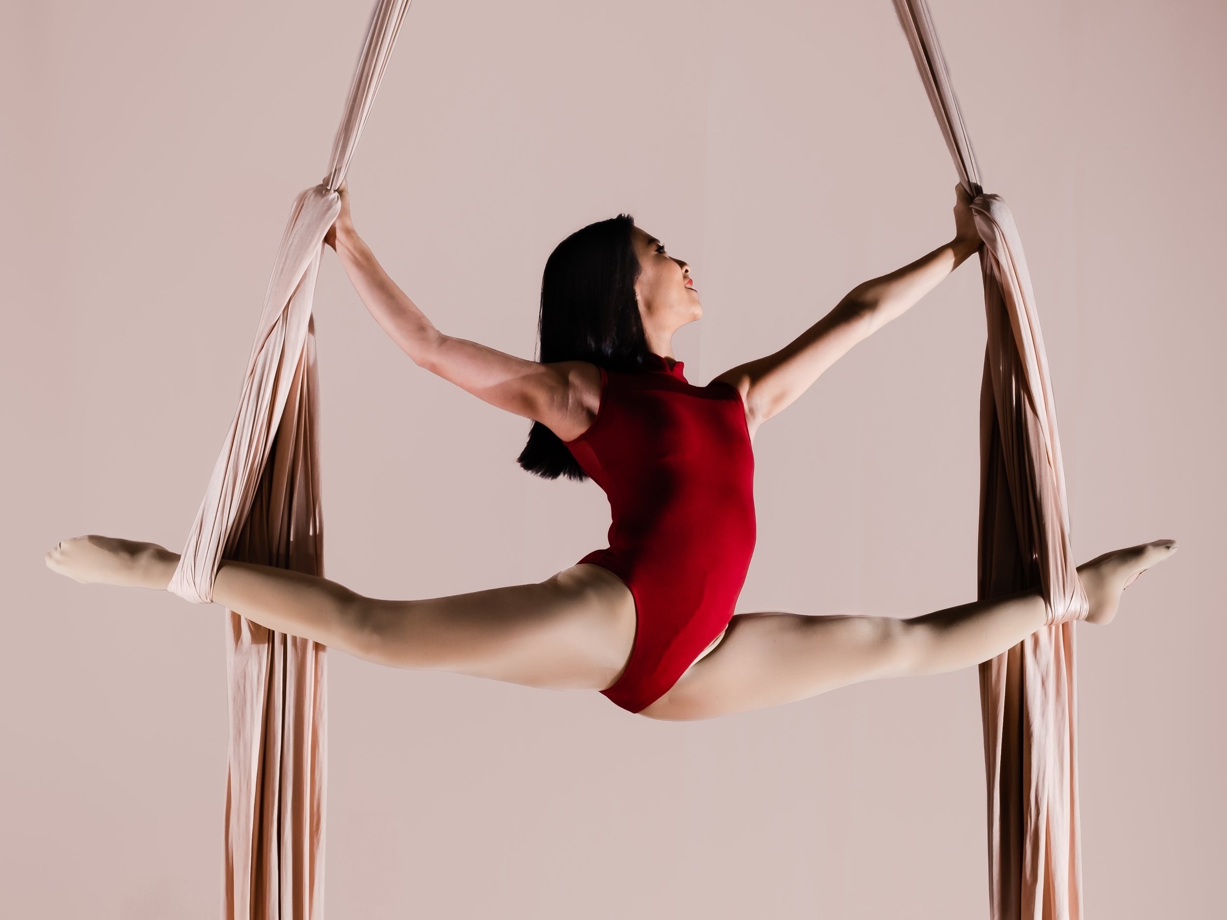 Stretch, Aerial Silks Wallpaper, 2500x1880 HD Desktop