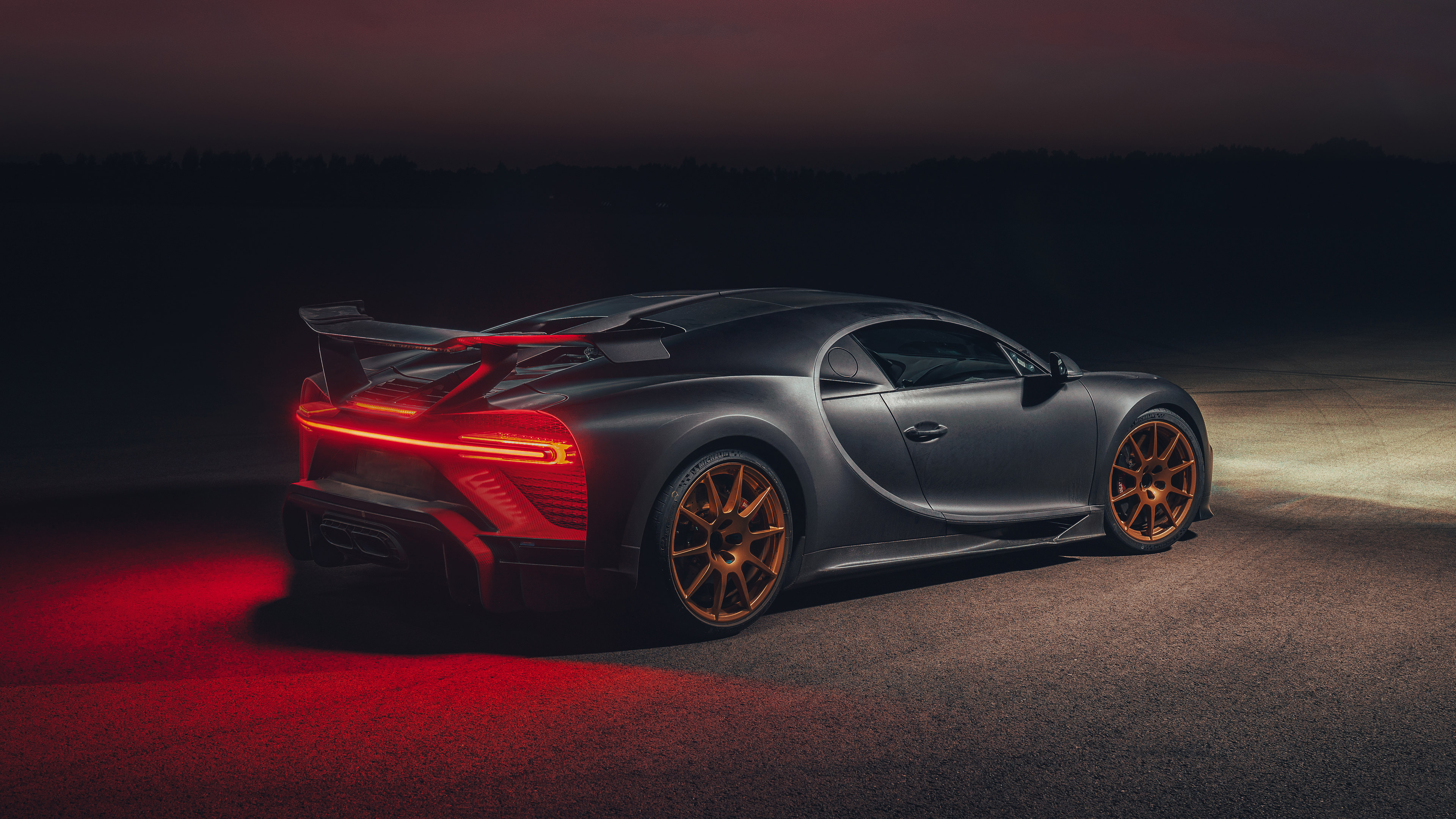 Bugatti Chiron (Auto), Exclusive luxury, Unmatched power, Iconic design, 3840x2160 4K Desktop