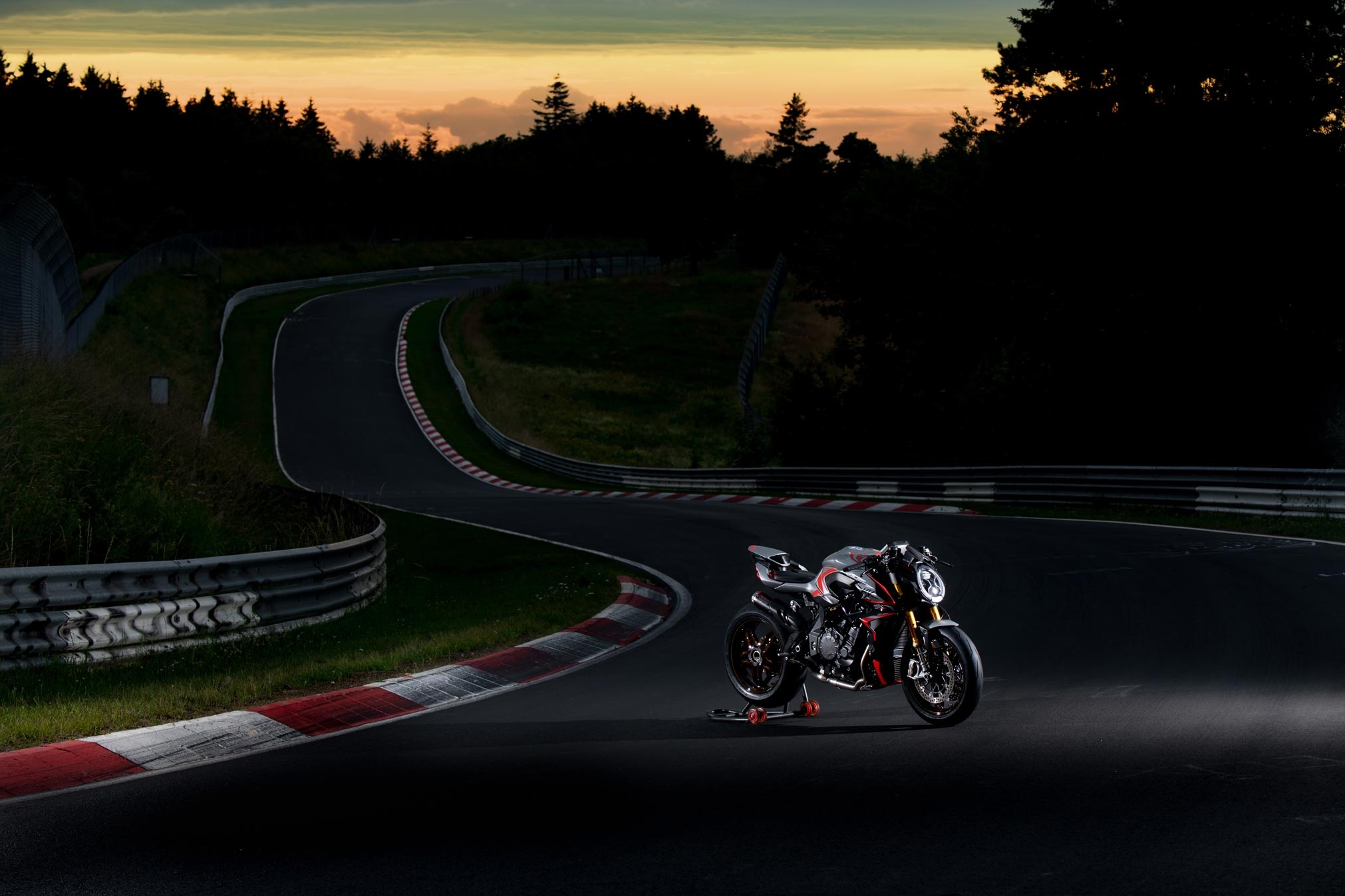 MV Agusta Brutale 1000, Auto 2022 mv agusta, Nurburgring guide, Total motorcycle, 2030x1350 HD Desktop