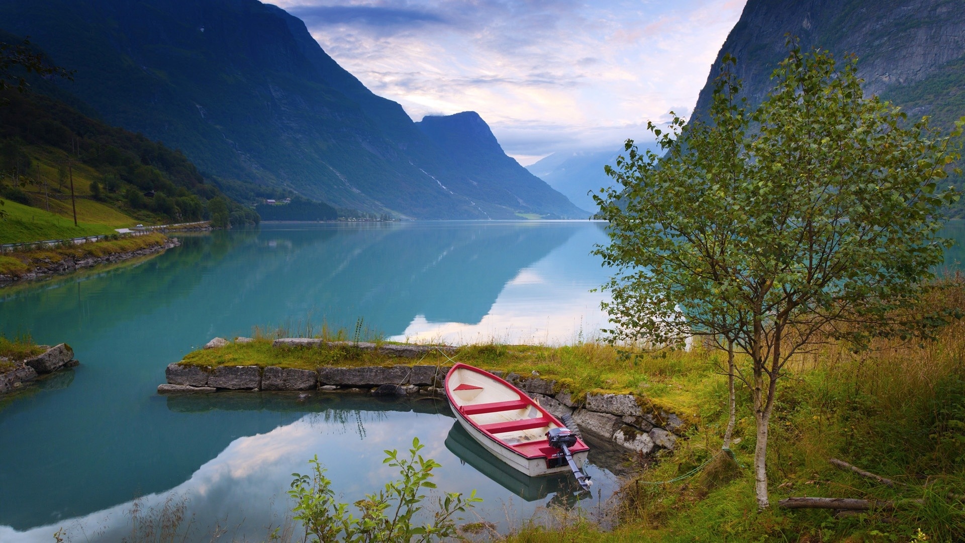 Boat travels, Lake reflection, HD wallpaper, KDE store, 1920x1080 Full HD Desktop