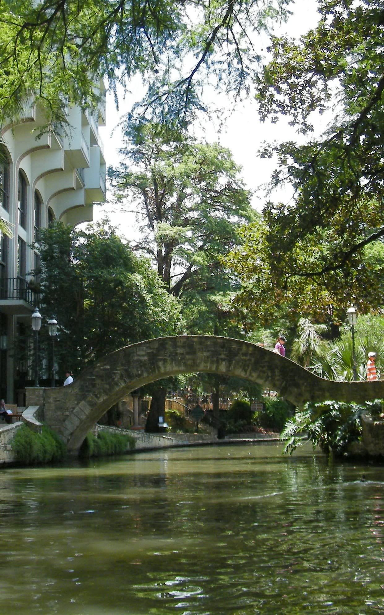 San Antonio Riverwalk, Filming location, Movie Selena, Scenic wonder, 1250x1990 HD Phone