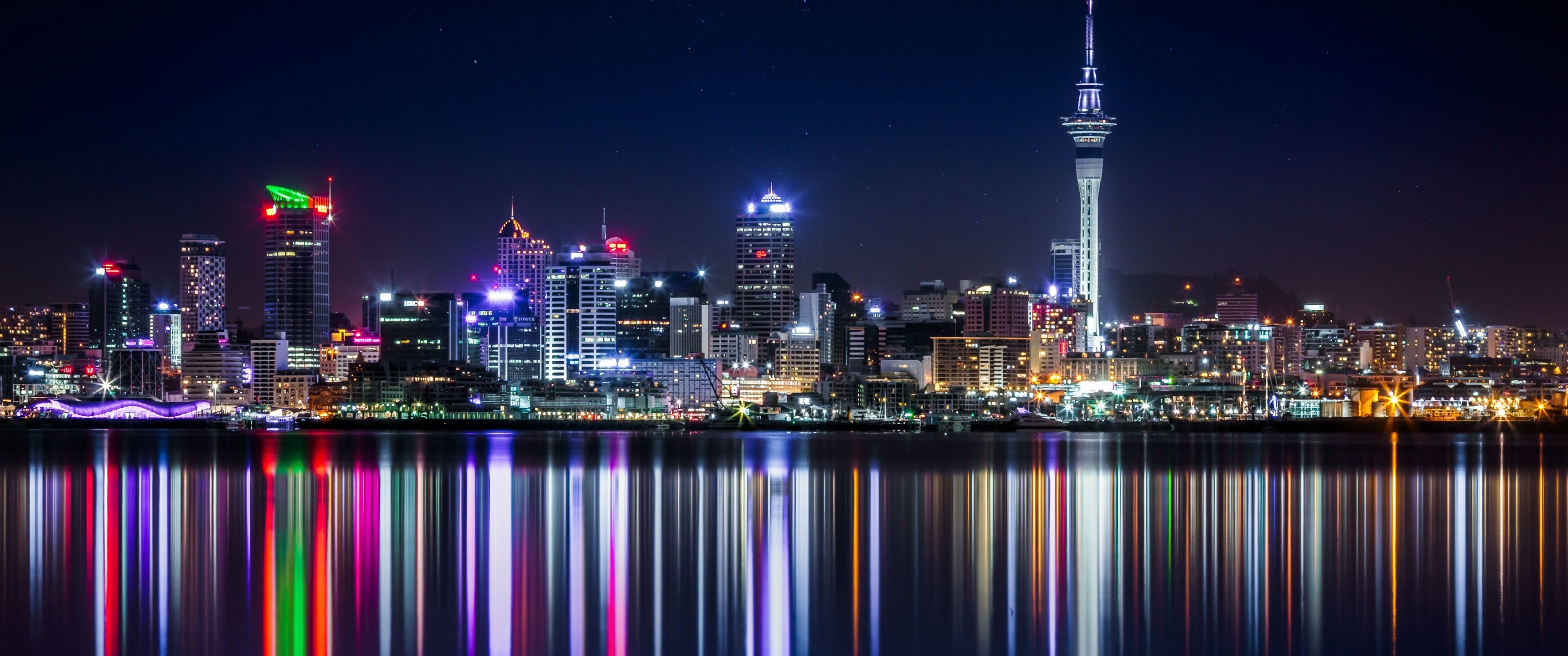 Auckland Sky Tower, Auckland city skyline, Waitemata Harbour light reflections, Dual Screen Desktop wallpaper