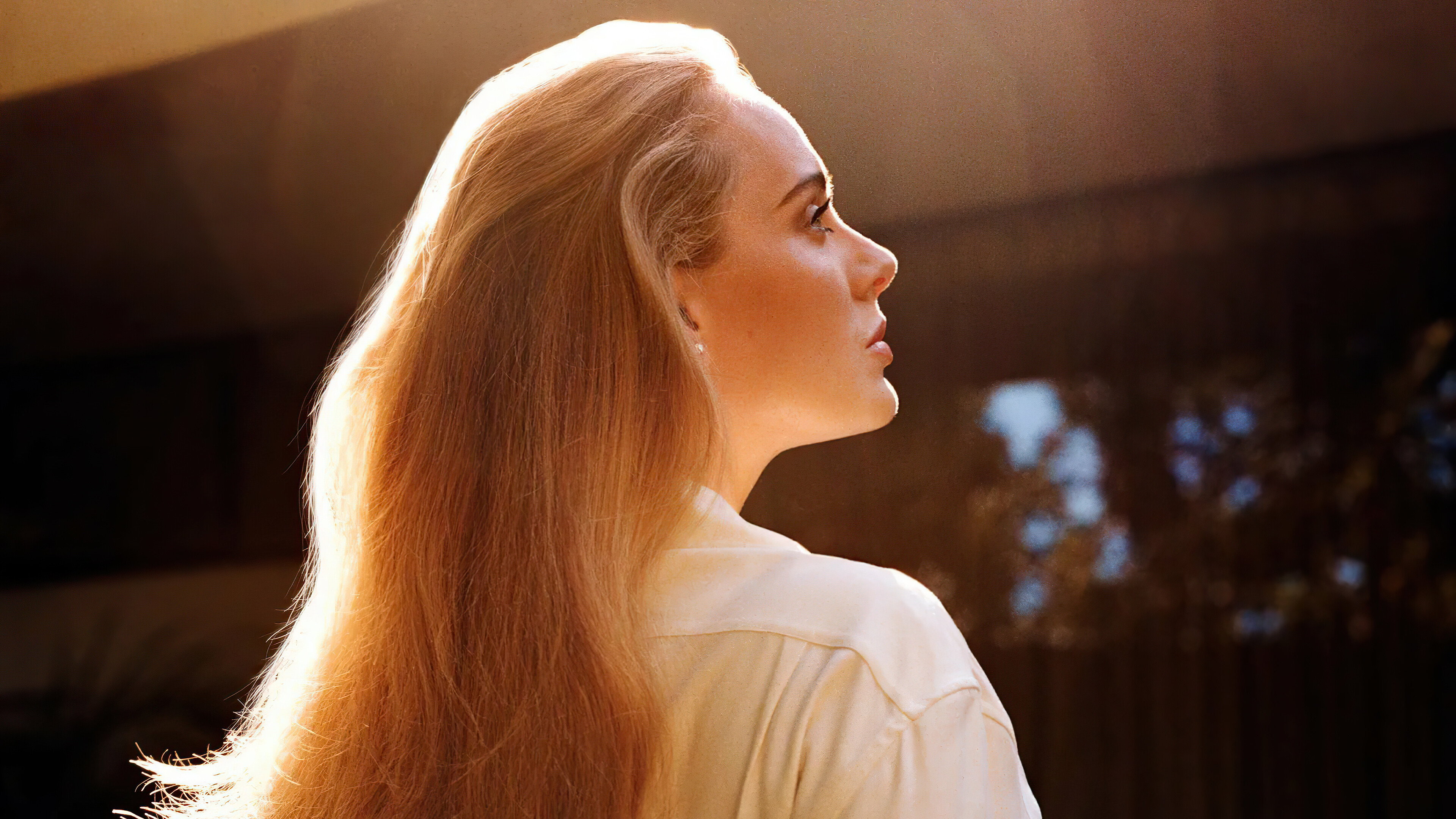 Adele's Vogue photoshoot, Crystal clear resolution, Samsung Galaxy wallpapers, Gorgeous images, 3840x2160 4K Desktop