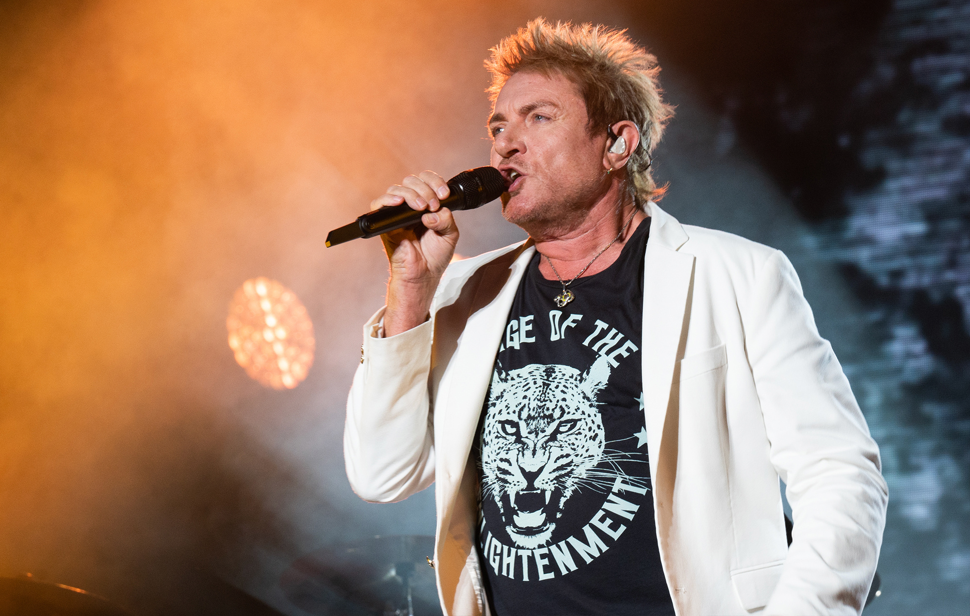 Simon Le Bon, Lights up Capital Tower, Ukrainian flag, Musician, 2000x1270 HD Desktop