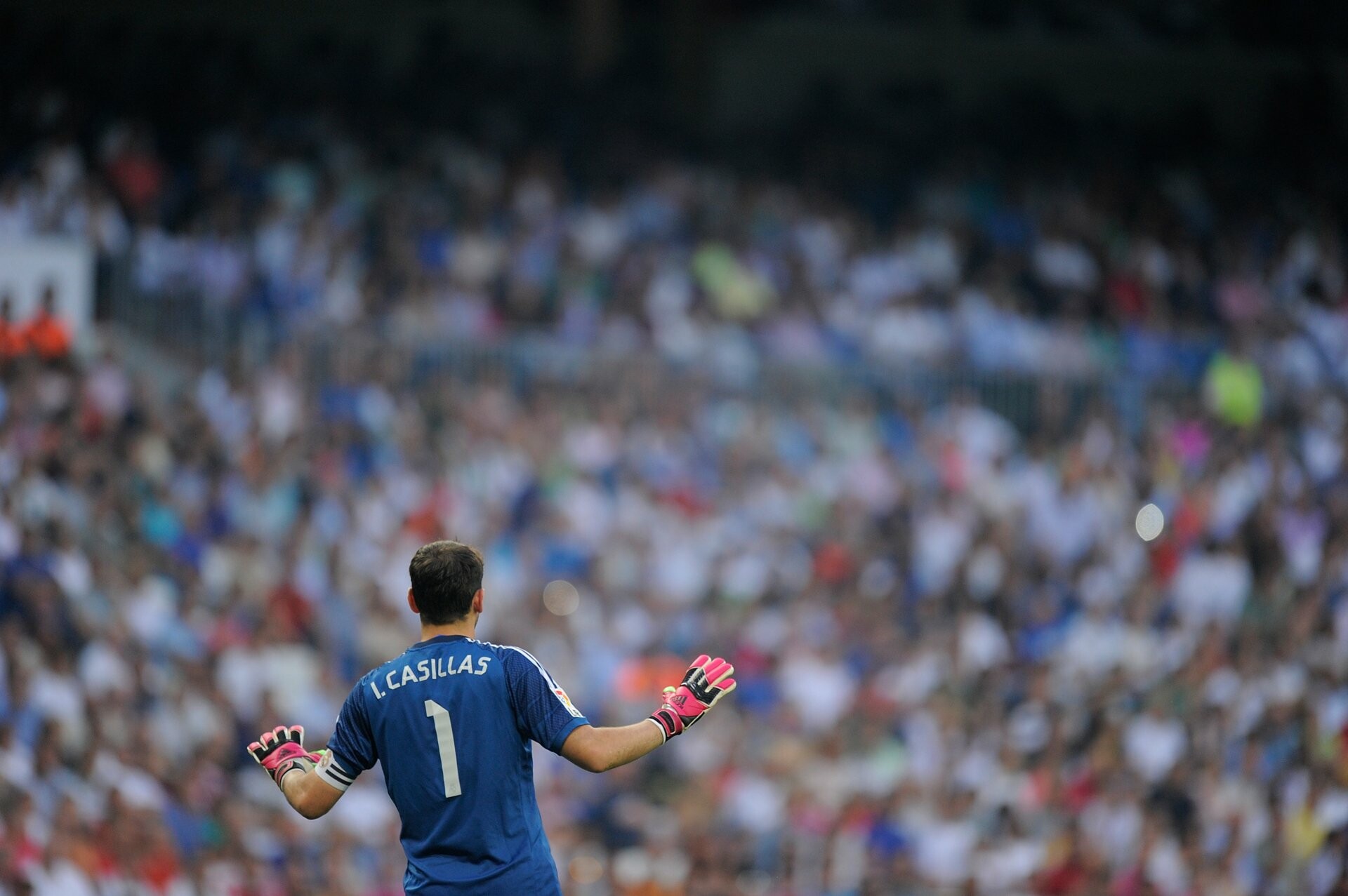 Iker Casillas, Ultra HD wallpapers, Captivating backgrounds, Goalkeeper greatness, 1920x1280 HD Desktop