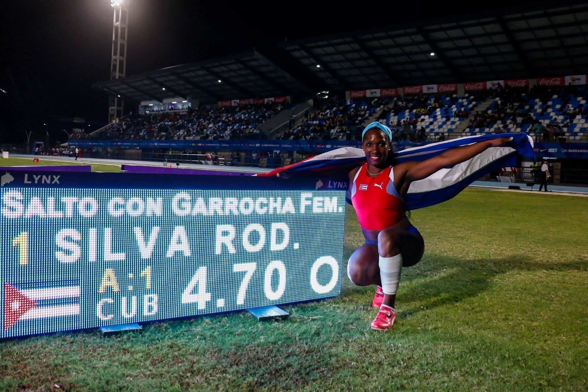 Yarisley Silva, El oro de yarisley, Athletics, 2000x1340 HD Desktop