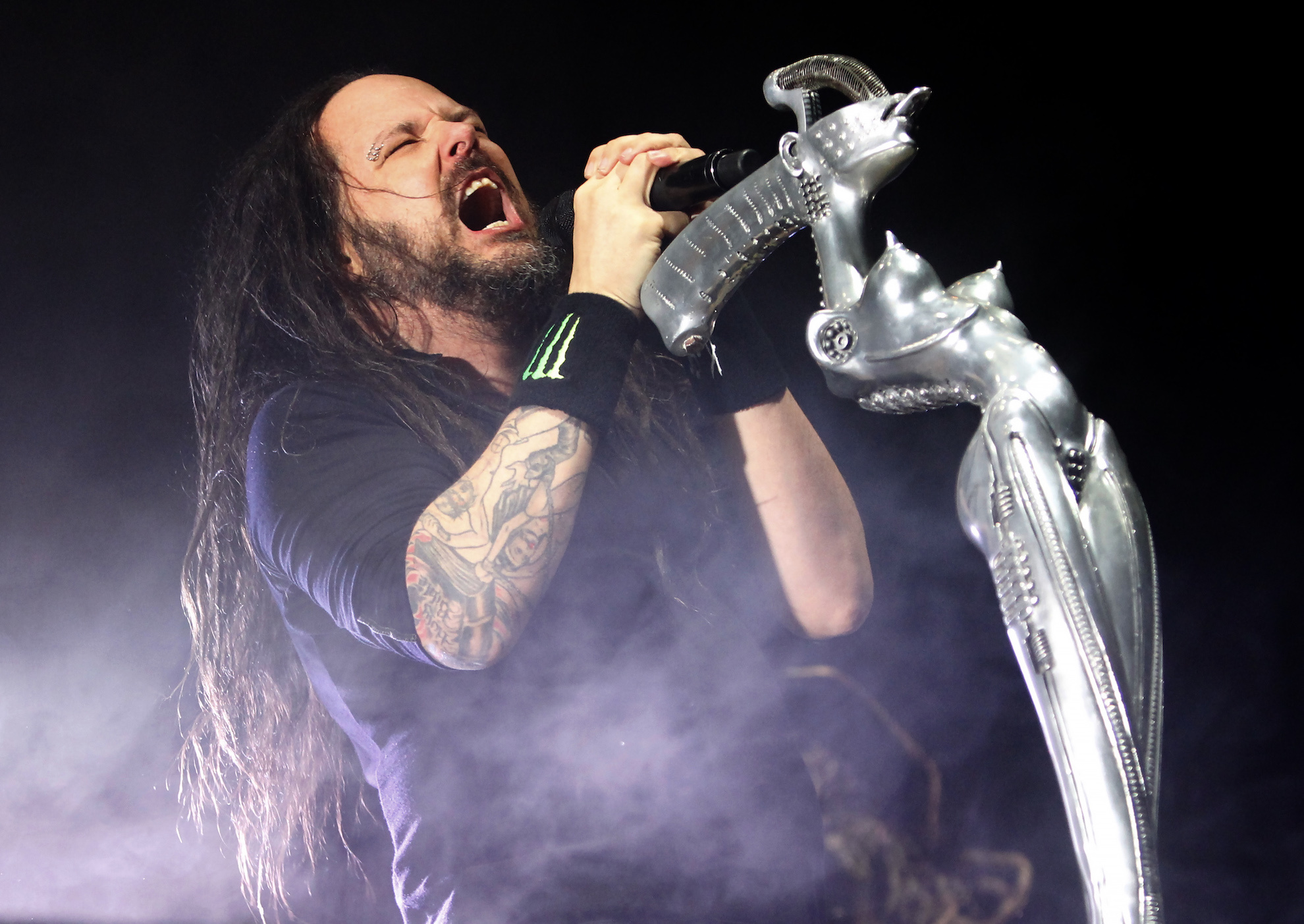 Jonathan Davis, Sensory deprivation experiments, Solo album tribute, Revolver magazine, 1980x1410 HD Desktop