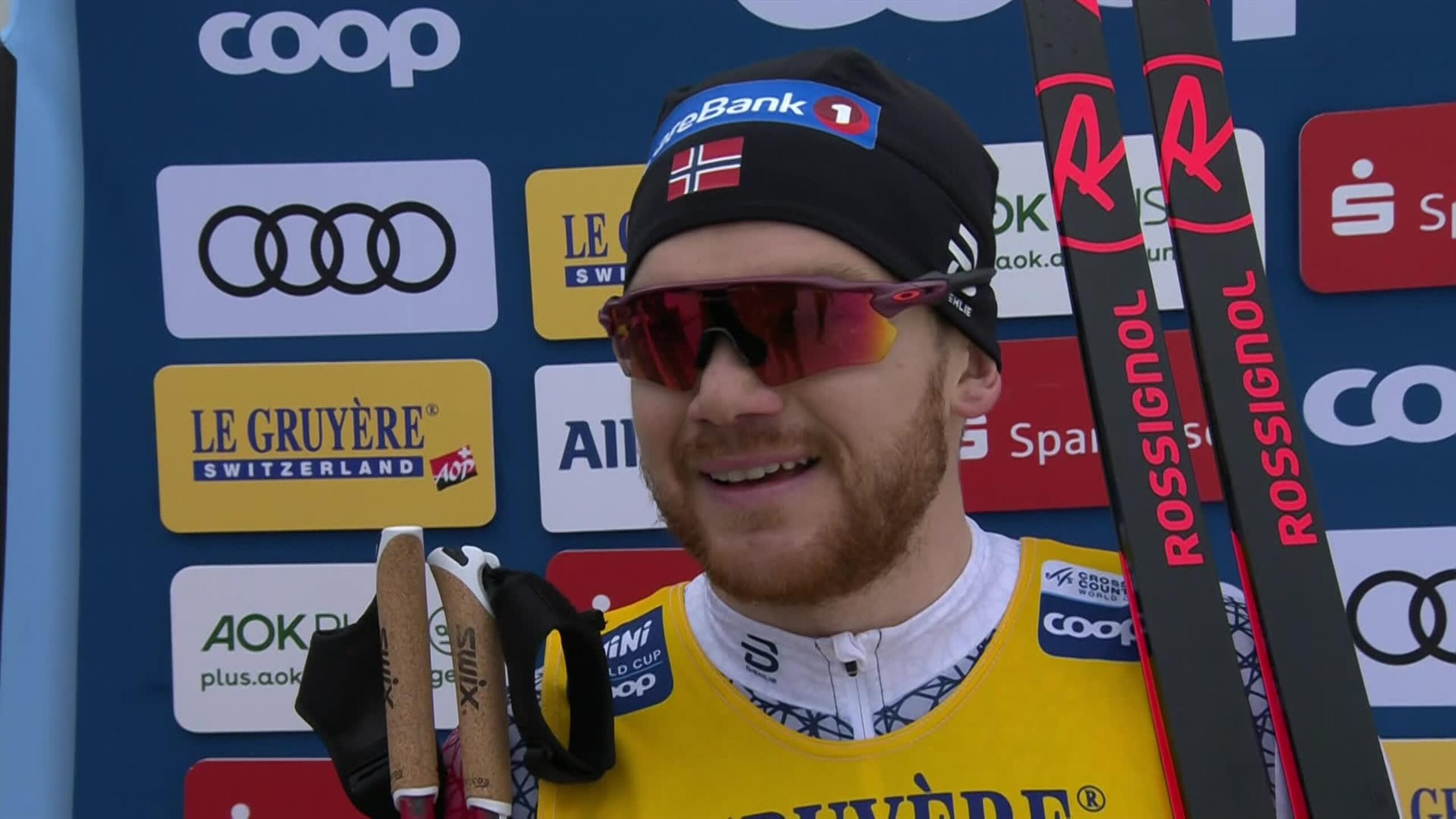 Haavard Solaas Taugboel, Skiing spectacle, Gravity-defying skills, Unstoppable force, 2560x1440 HD Desktop