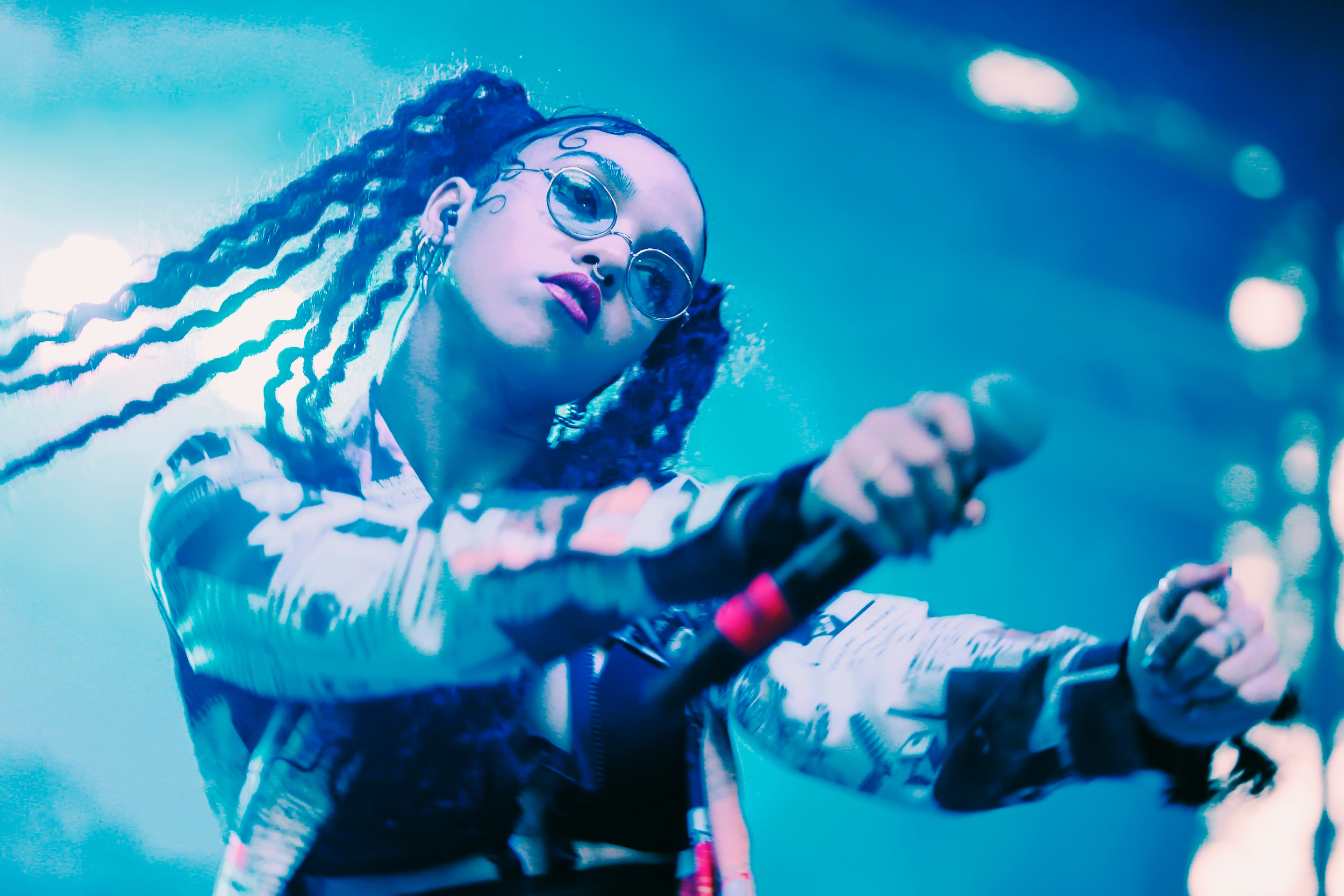 FKA Twigs, Music, HD wallpapers, Visual aesthetics, 2500x1670 HD Desktop