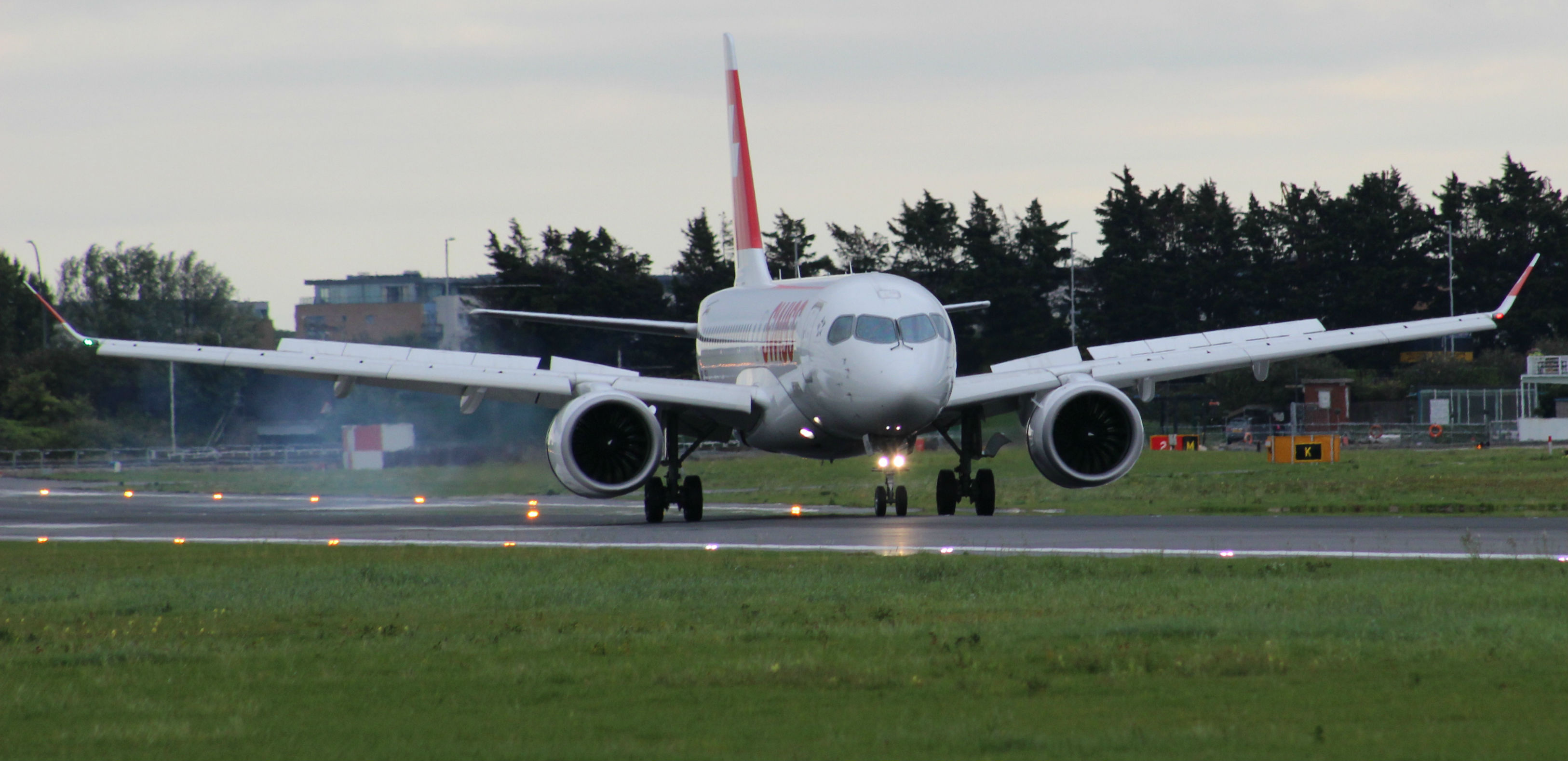 Bombardier CS100, Travels, First commercial flight, London City Airport, 3260x1580 Dual Screen Desktop